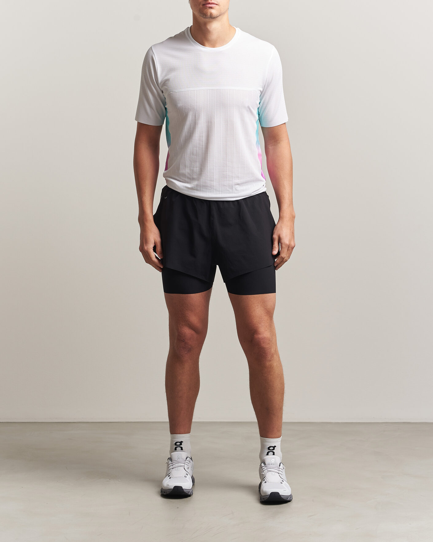 Heren | T-shirts | SOAR Running | Hot Weather Tee White/Blue