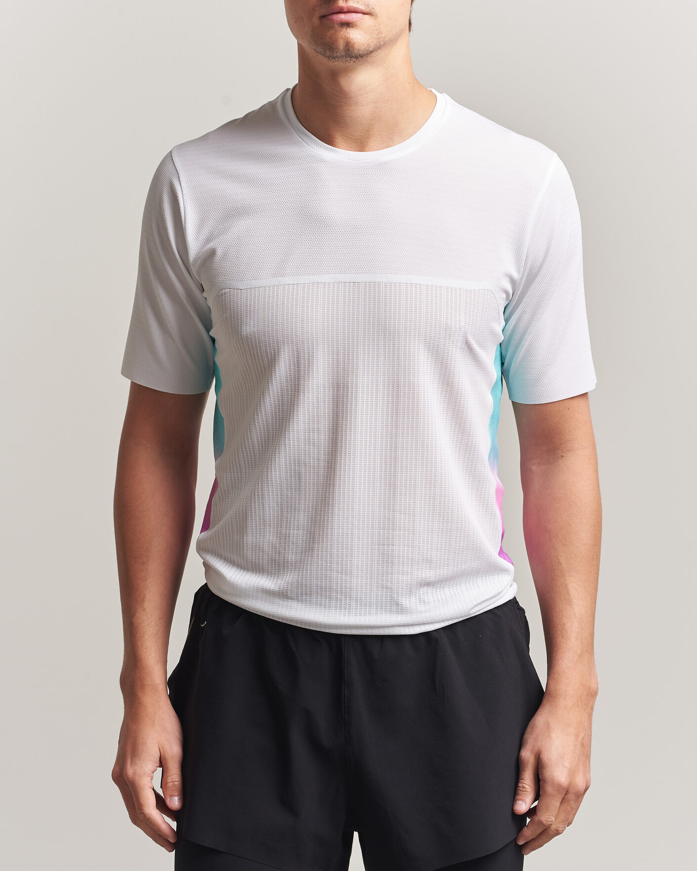 Heren | T-shirts | SOAR Running | Hot Weather Tee White/Blue