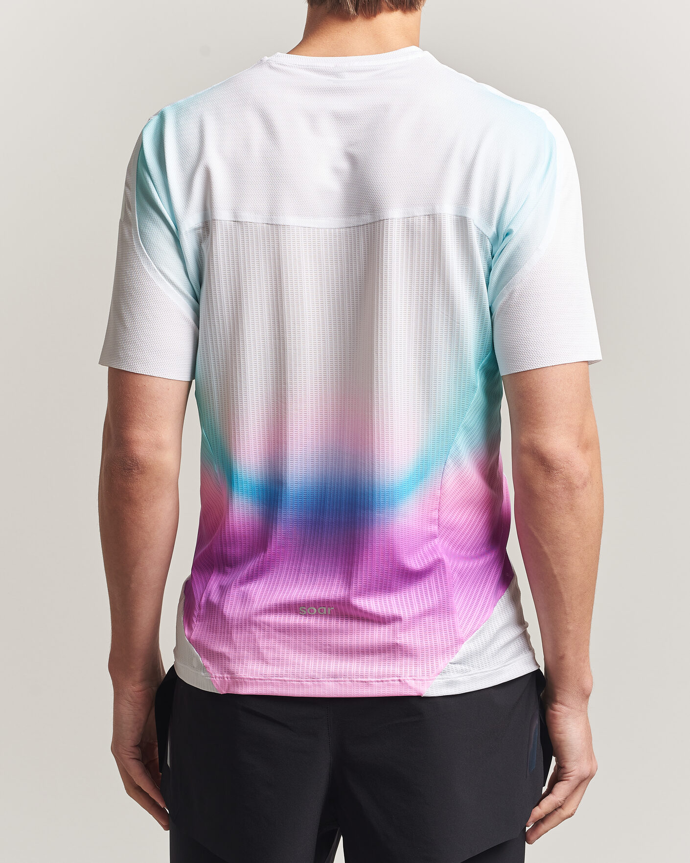 Heren | T-shirts | SOAR Running | Hot Weather Tee White/Blue