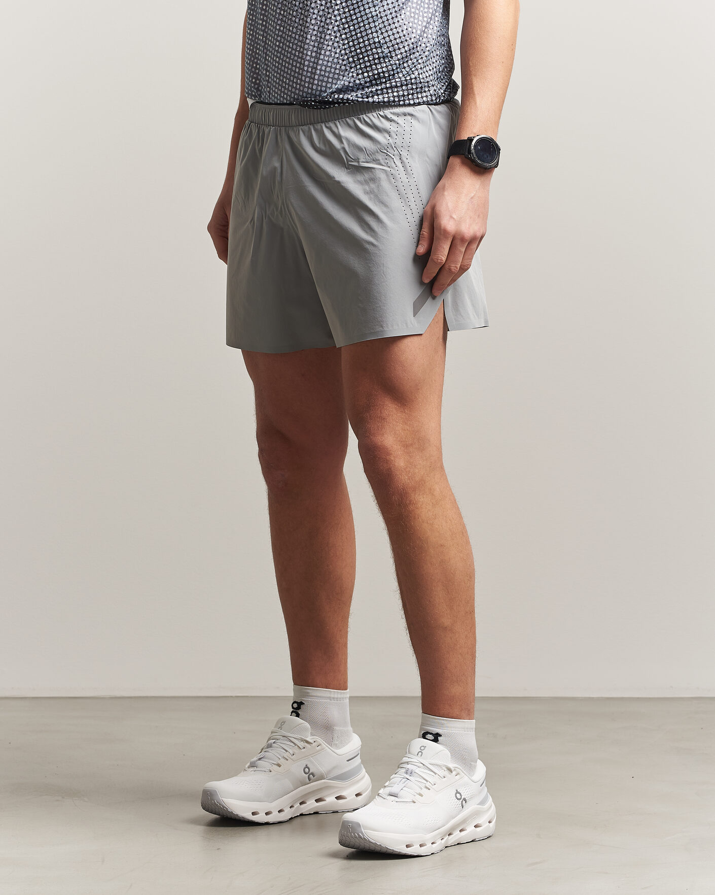Heren | Korte broek | SOAR Running | Run Short Silver Grey