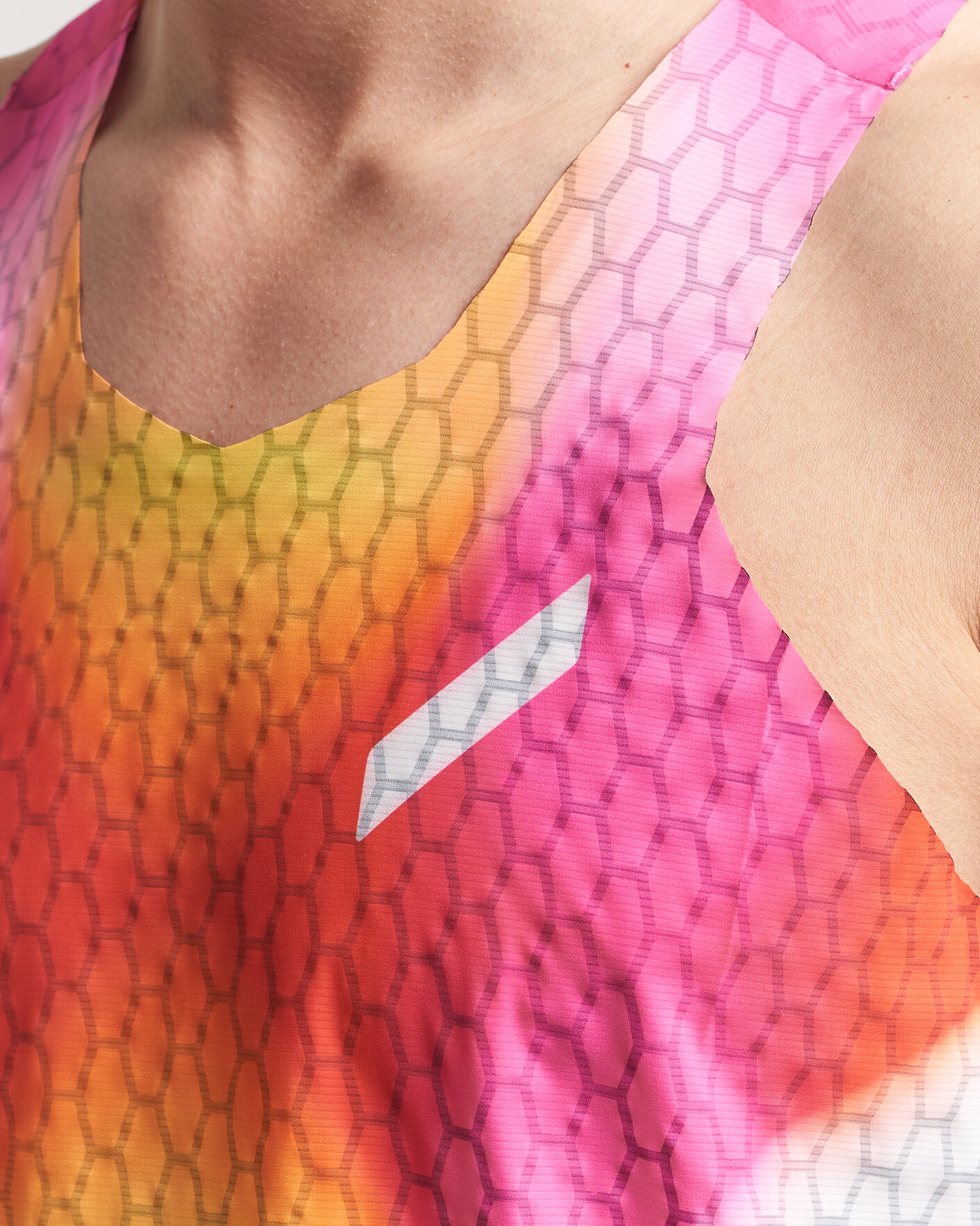 Heren | T-shirts | SOAR Running | Graphene Race Vest Red/Orange