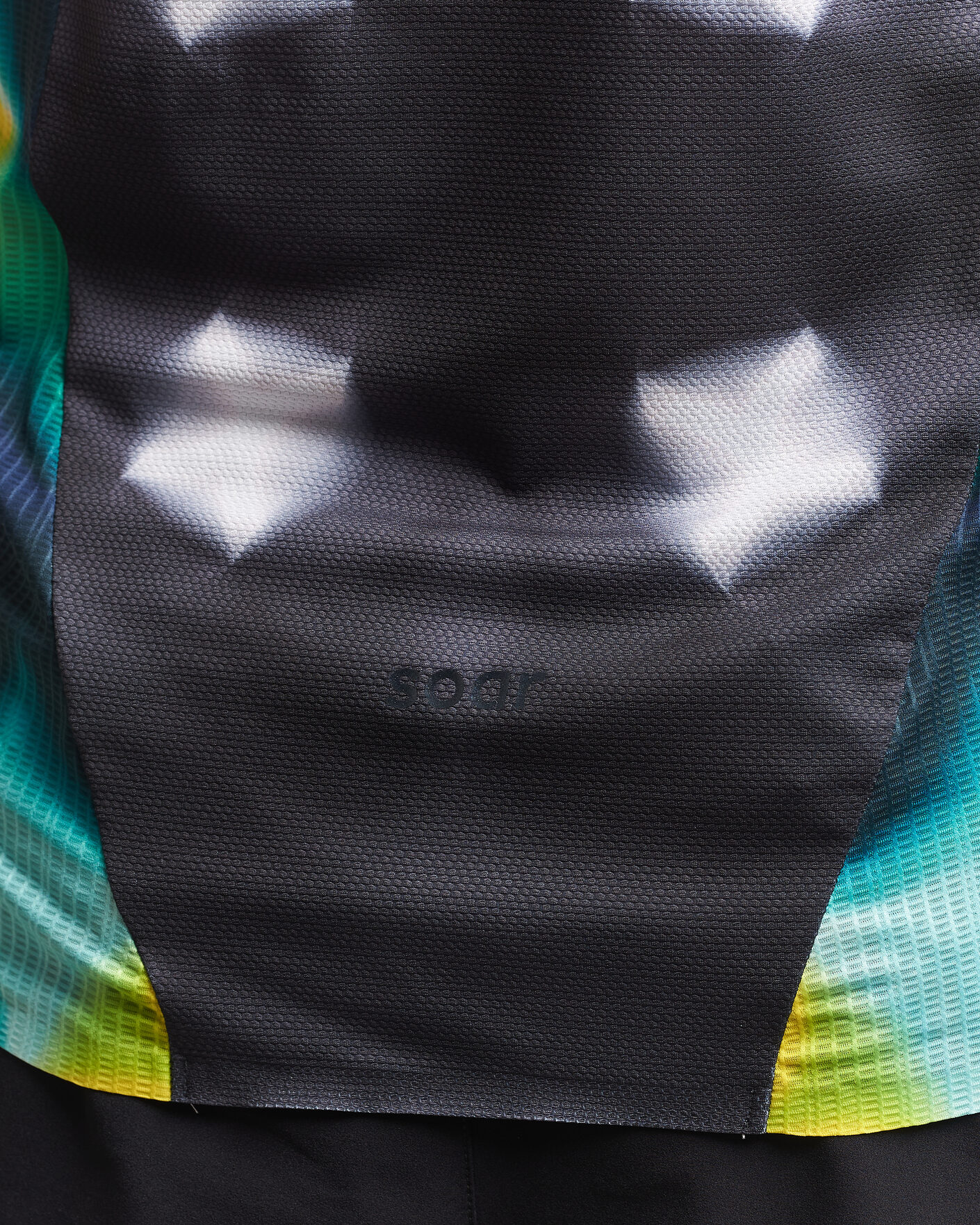 Heren | T-shirts | SOAR Running | Trail Race Top Black/Fade Grey