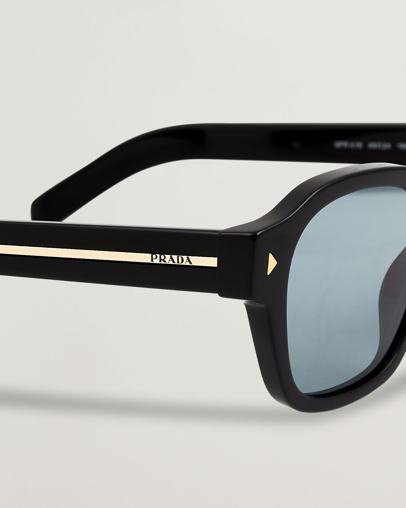 Heren | Zonnebrillen | Prada Eyewear | 0PR A16S Sunglasses Black/green