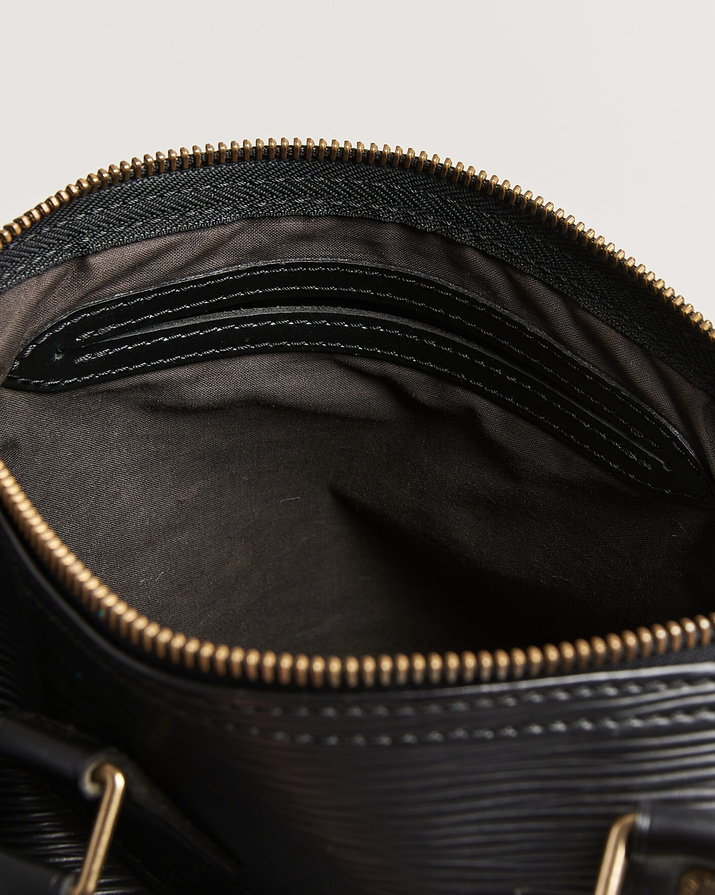 Heren | Pre-Owned & Vintage Bags | Louis Vuitton Pre-Owned | Speedy 25 Epi Leather Black