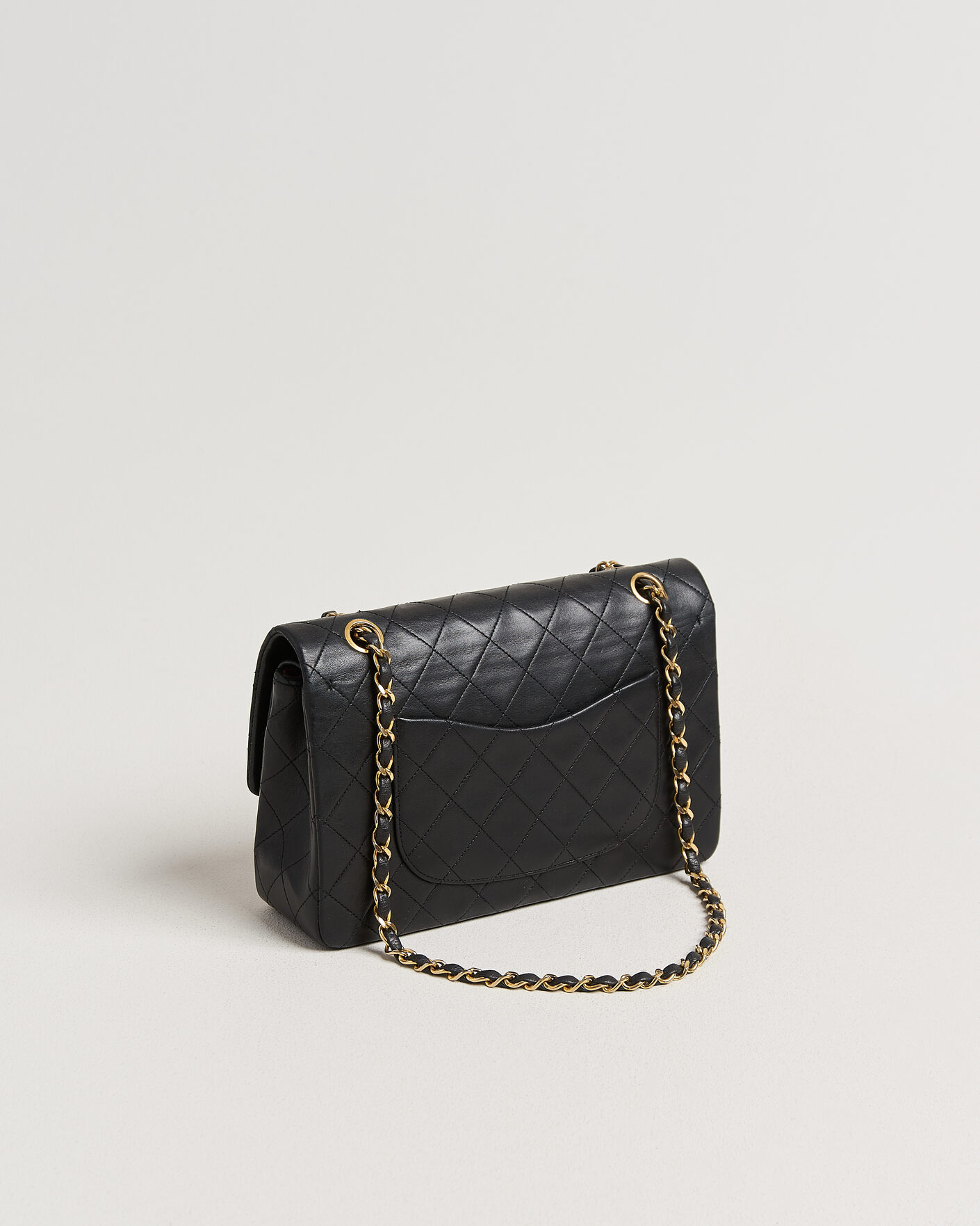 Heren | Pre-Owned & Vintage Bags | Chanel Pre-Owned | Classic Medium Double Flap Bag Lambskin Black