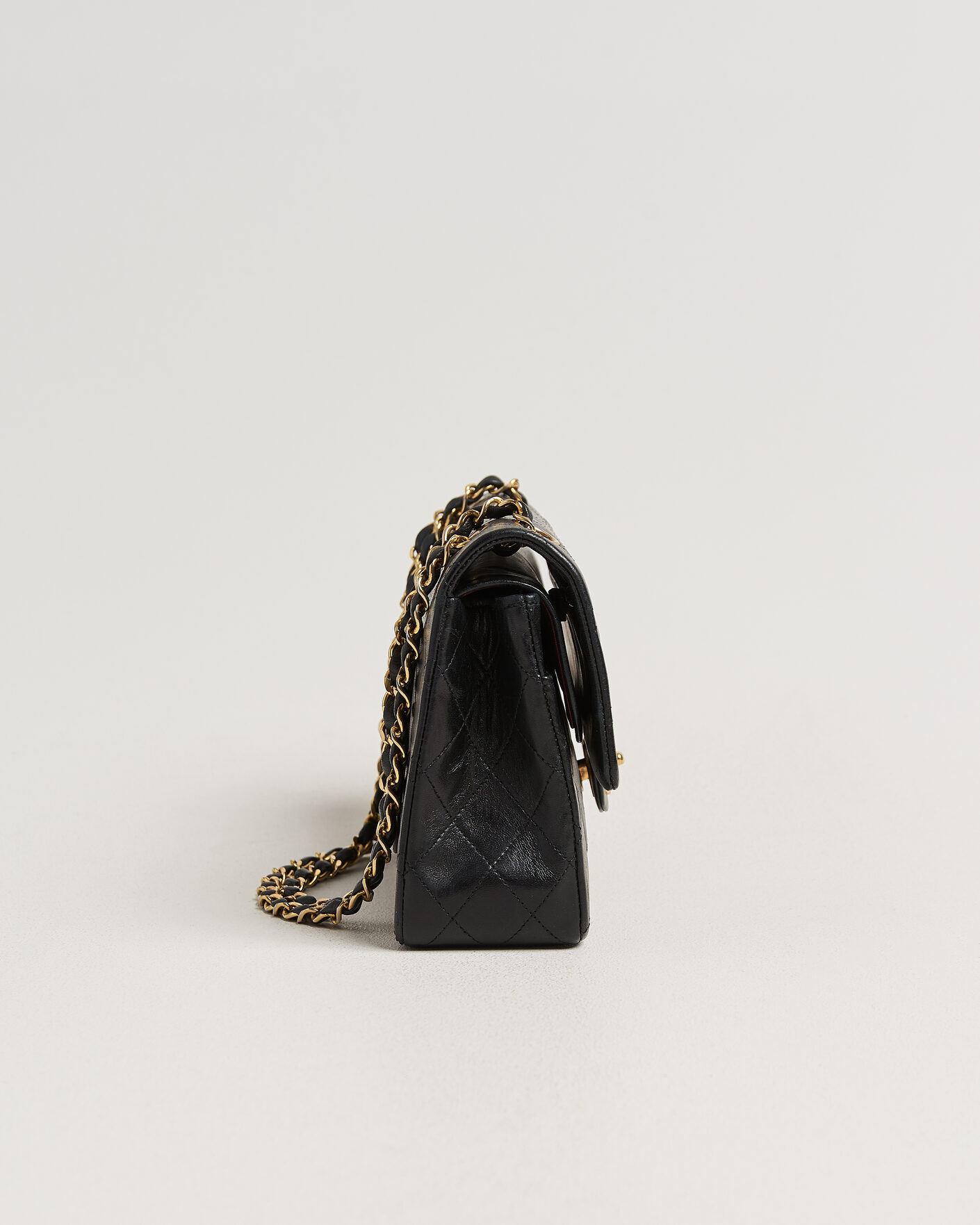 Heren | Pre-Owned & Vintage Bags | Chanel Pre-Owned | Classic Medium Double Flap Bag Lambskin Black