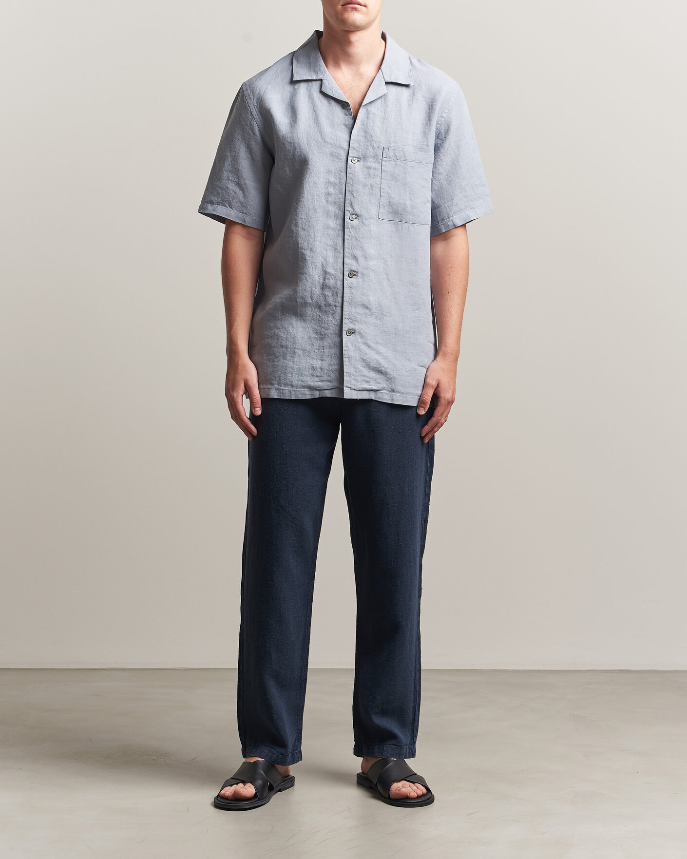 Heren | Broeken | A Day's March | Redwood Linen Trousers Navy