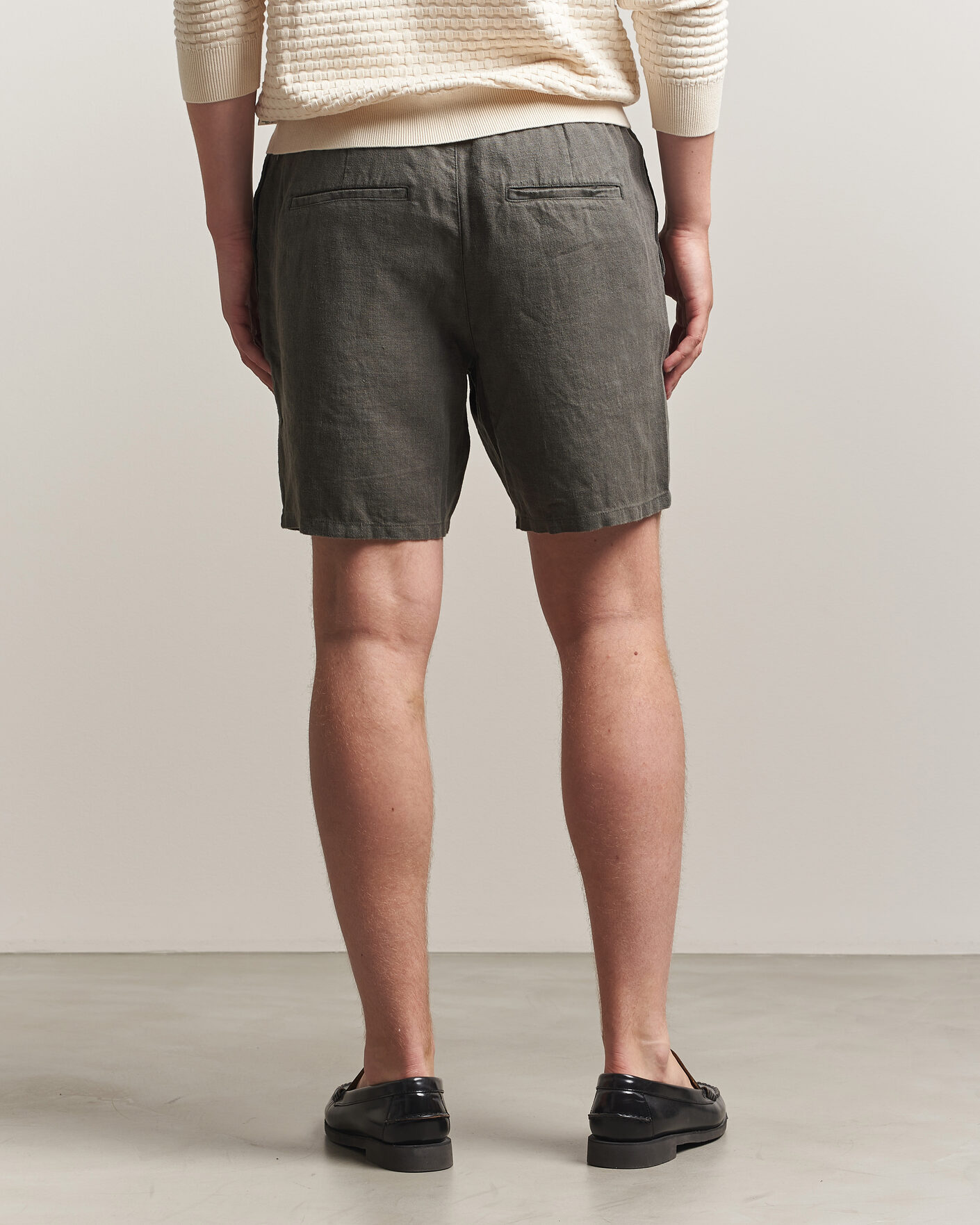 Heren | Korte broek | A Day's March | Ipu Linen Drawstring Shorts Olive