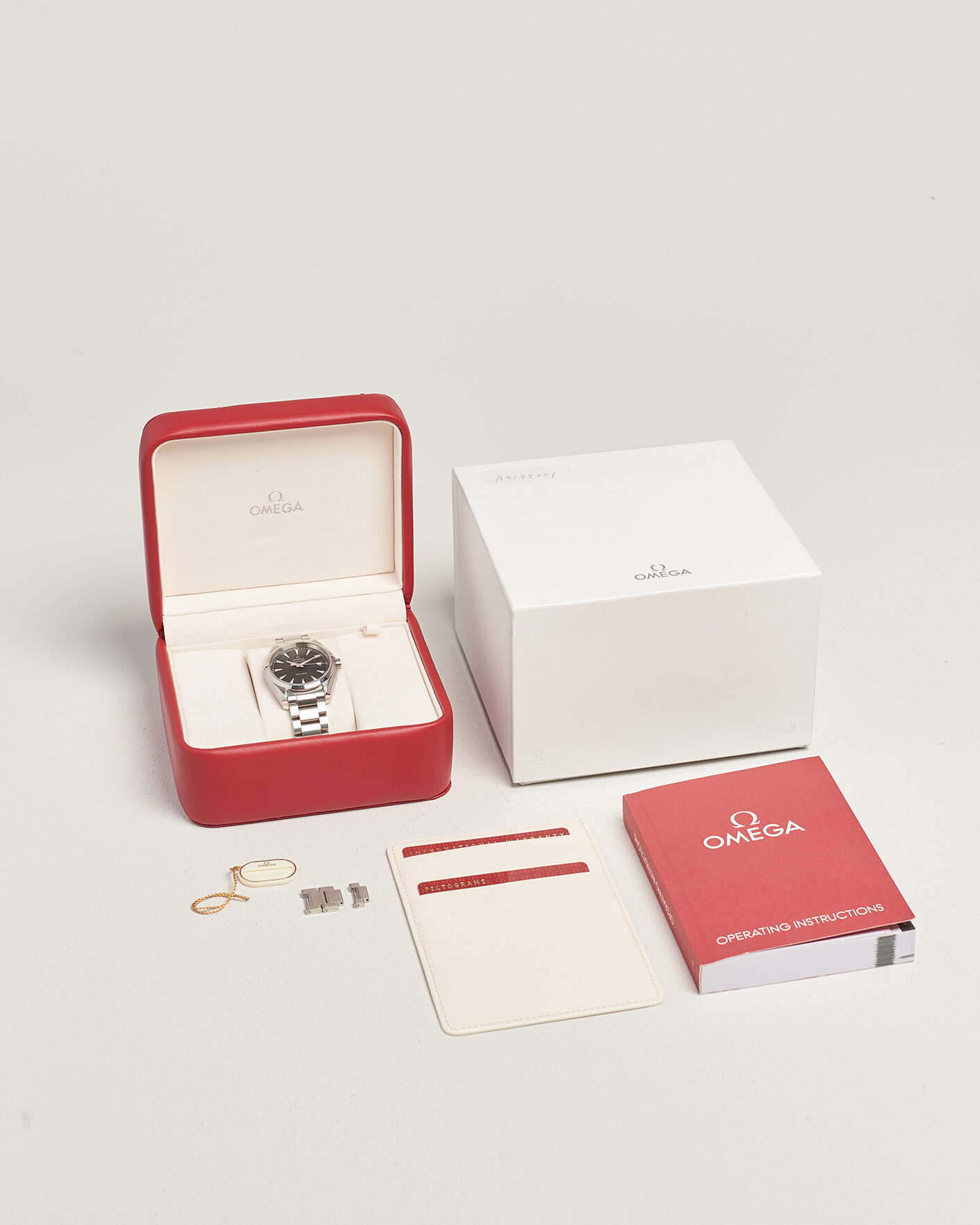 Heren | Pre-Owned & Vintage Watches | Omega Pre-Owned | Aqua terra 150M 