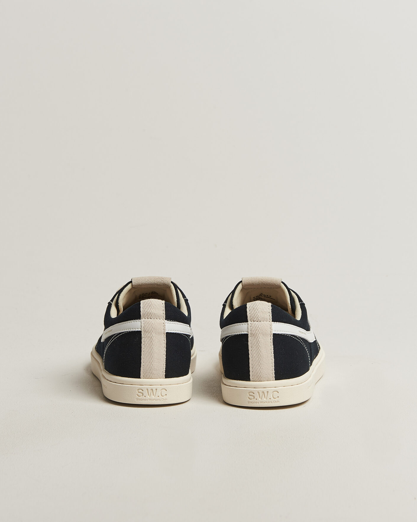 Heren | Sneakers | Stepney Workers Club | Surma S-Strike Canvas Sneaker Black