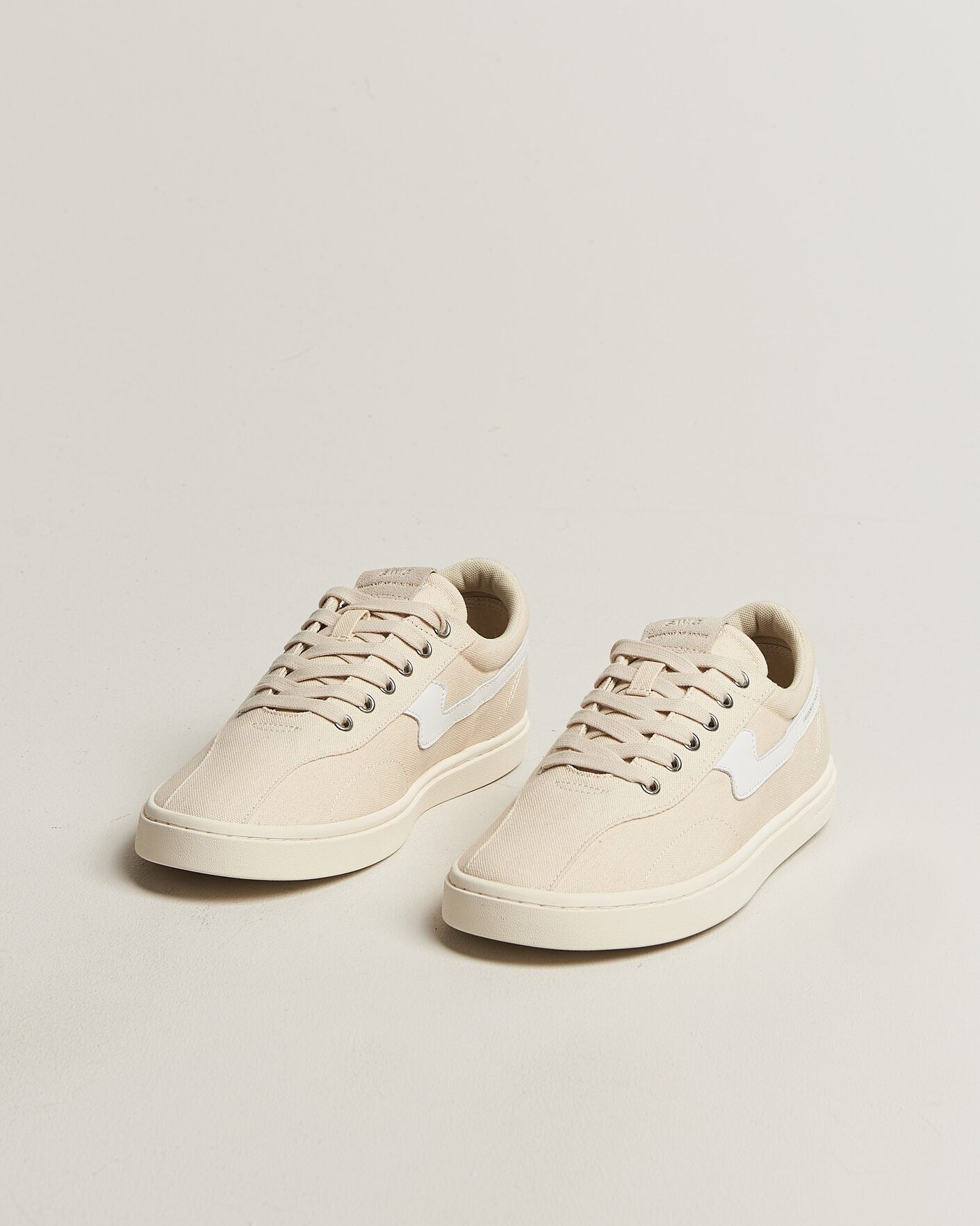 Heren | Sneakers | Stepney Workers Club | Surma S-Strike Canvas Sneaker Ecru