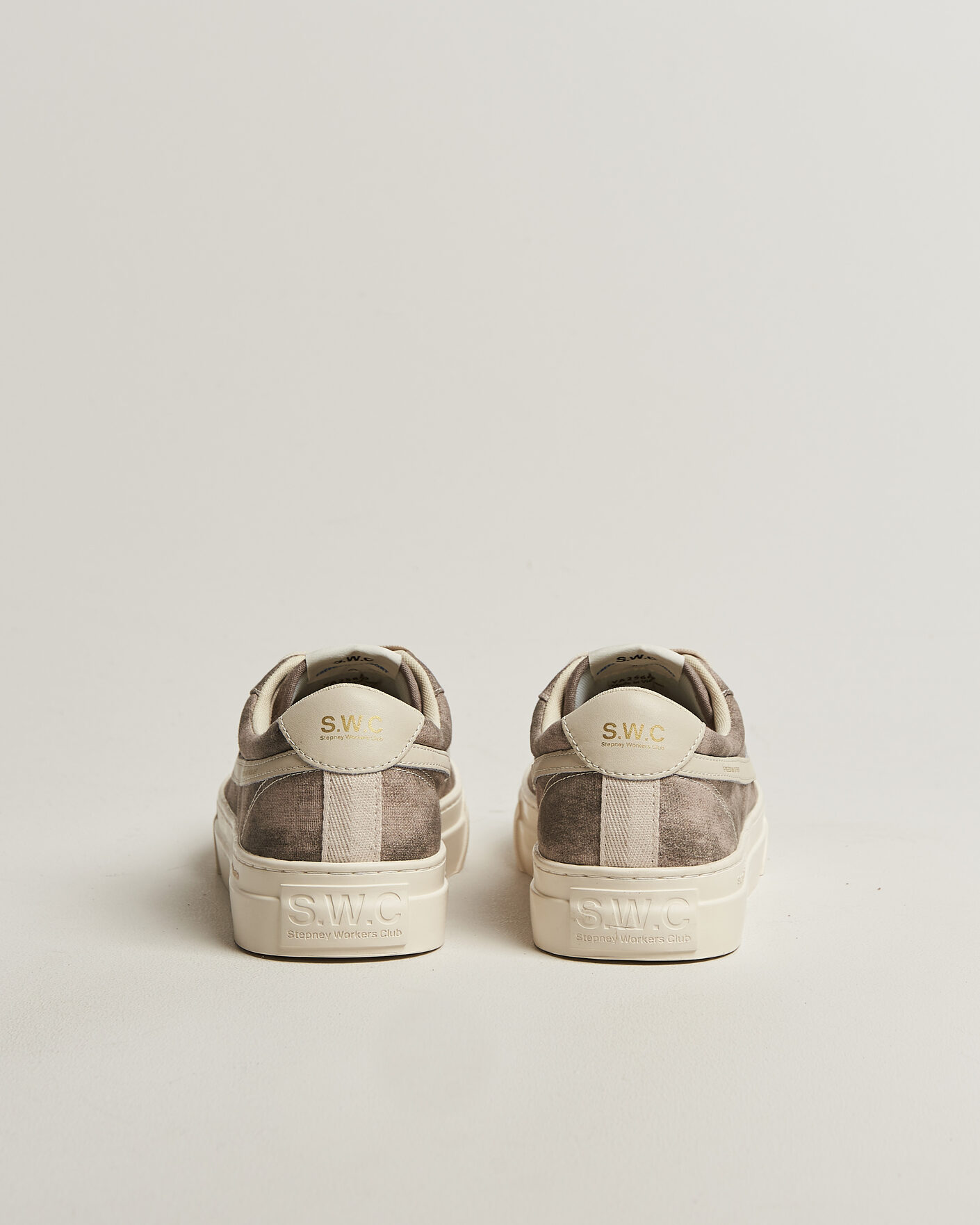 Heren | Sneakers | Stepney Workers Club | Dellow S-Strike Sunfade Canvas Sneaker Earth Grey