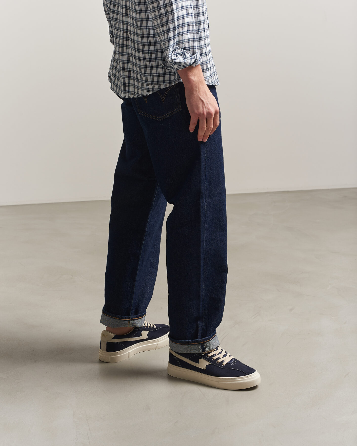 Heren | Sneakers | Stepney Workers Club | Dellow S-Strike Cupsole Suede Sneaker Navy