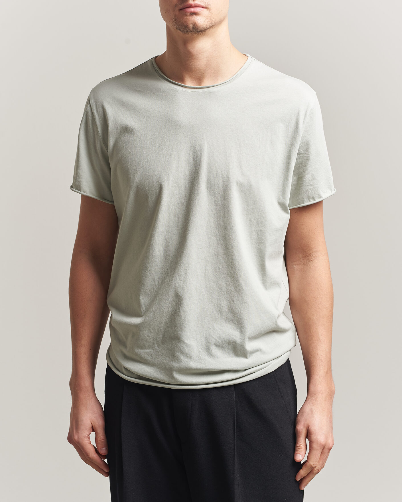 Heren | T-shirts | Filippa K | Roll Neck Crew Neck T-Shirt Silver Grey