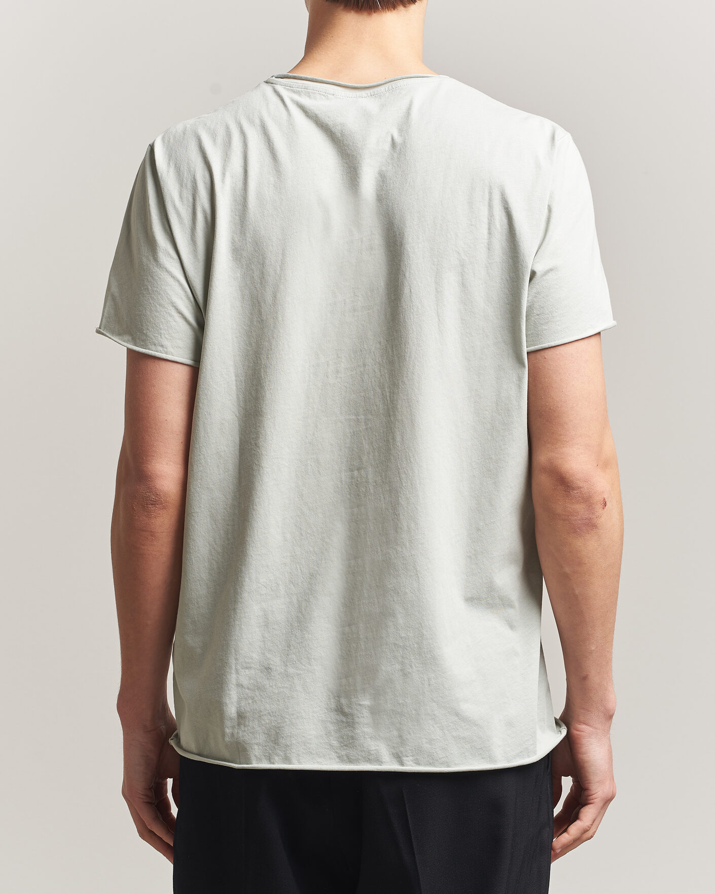 Heren | T-shirts | Filippa K | Roll Neck Crew Neck T-Shirt Silver Grey
