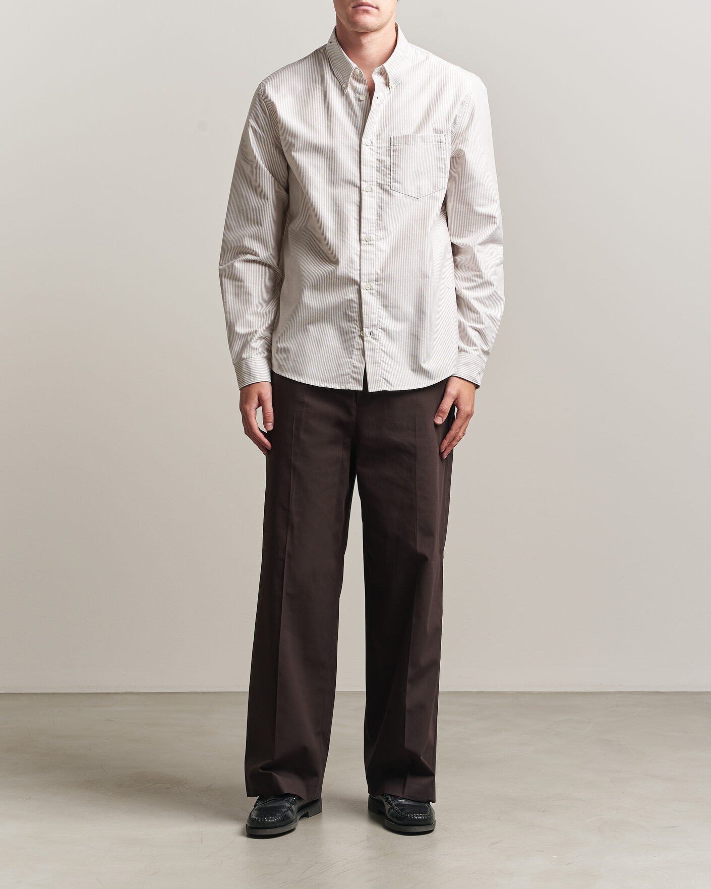 Heren | Broeken | Filippa K | Reeve Cotton Trousers Dark Chocolate