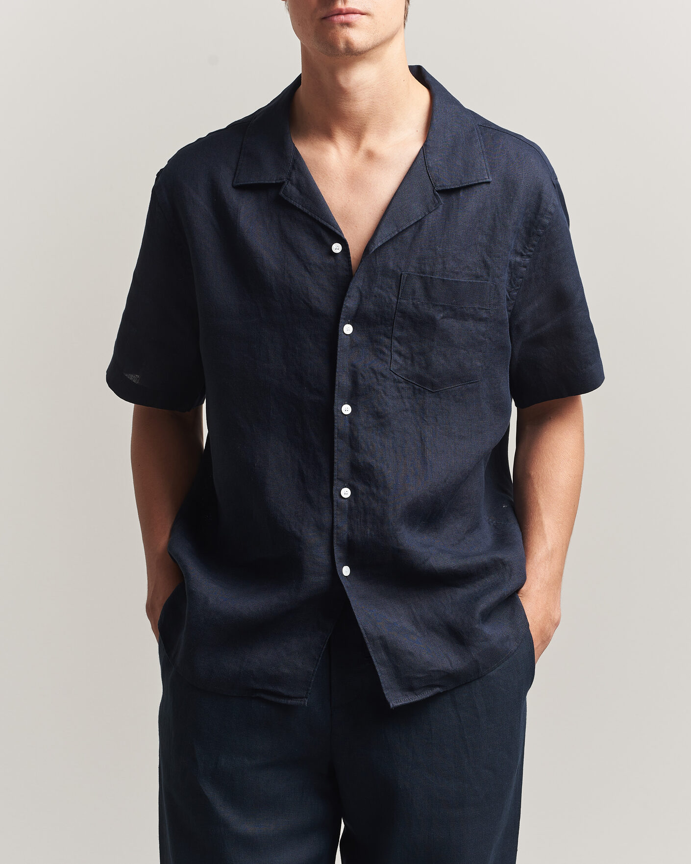 Heren | Overhemden | J.Lindeberg | Elio Linen Short Sleeve Shirt Navy