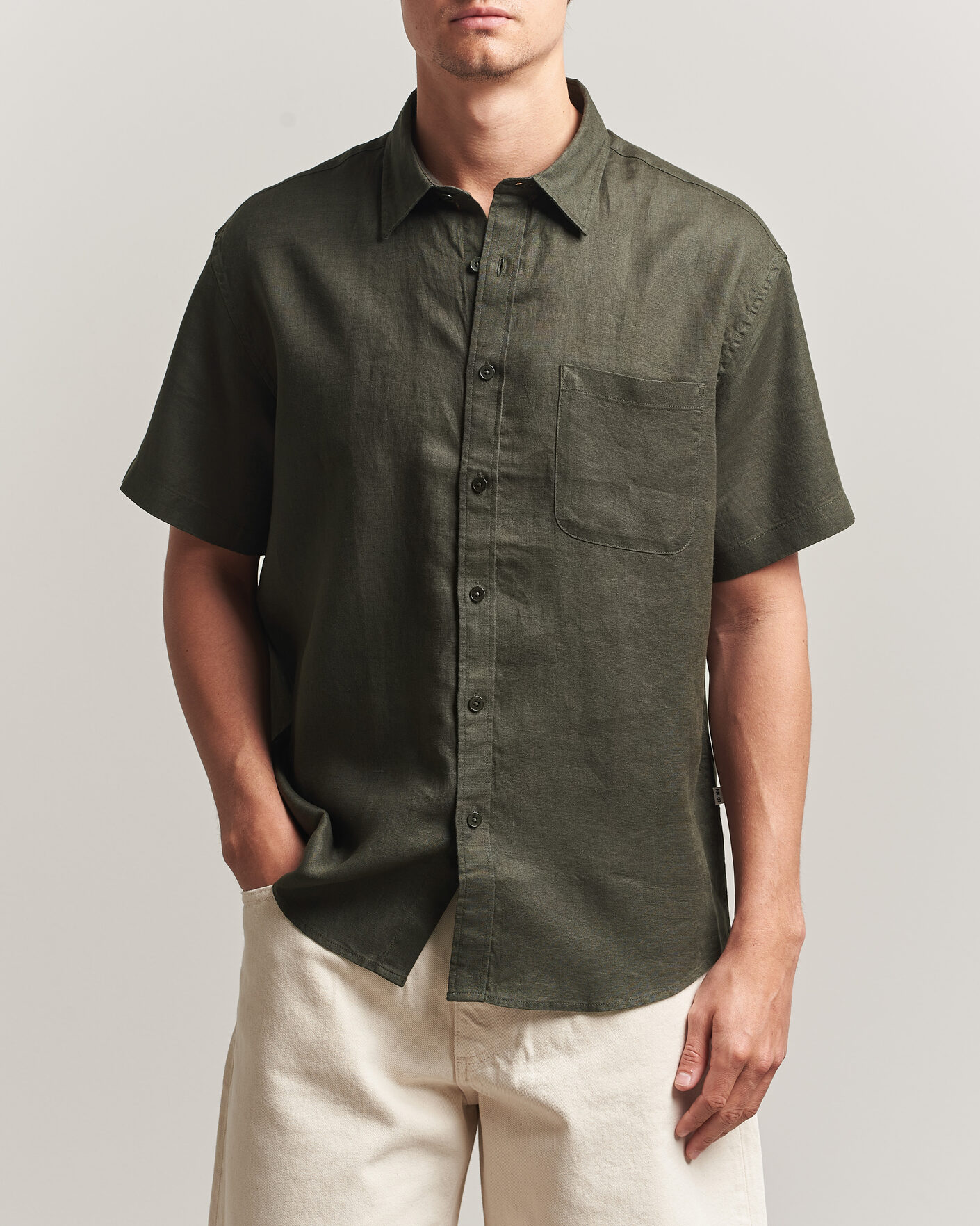 Heren | Overhemden | NN07 | Deon Linen Short Sleeve Shirt Dark Army