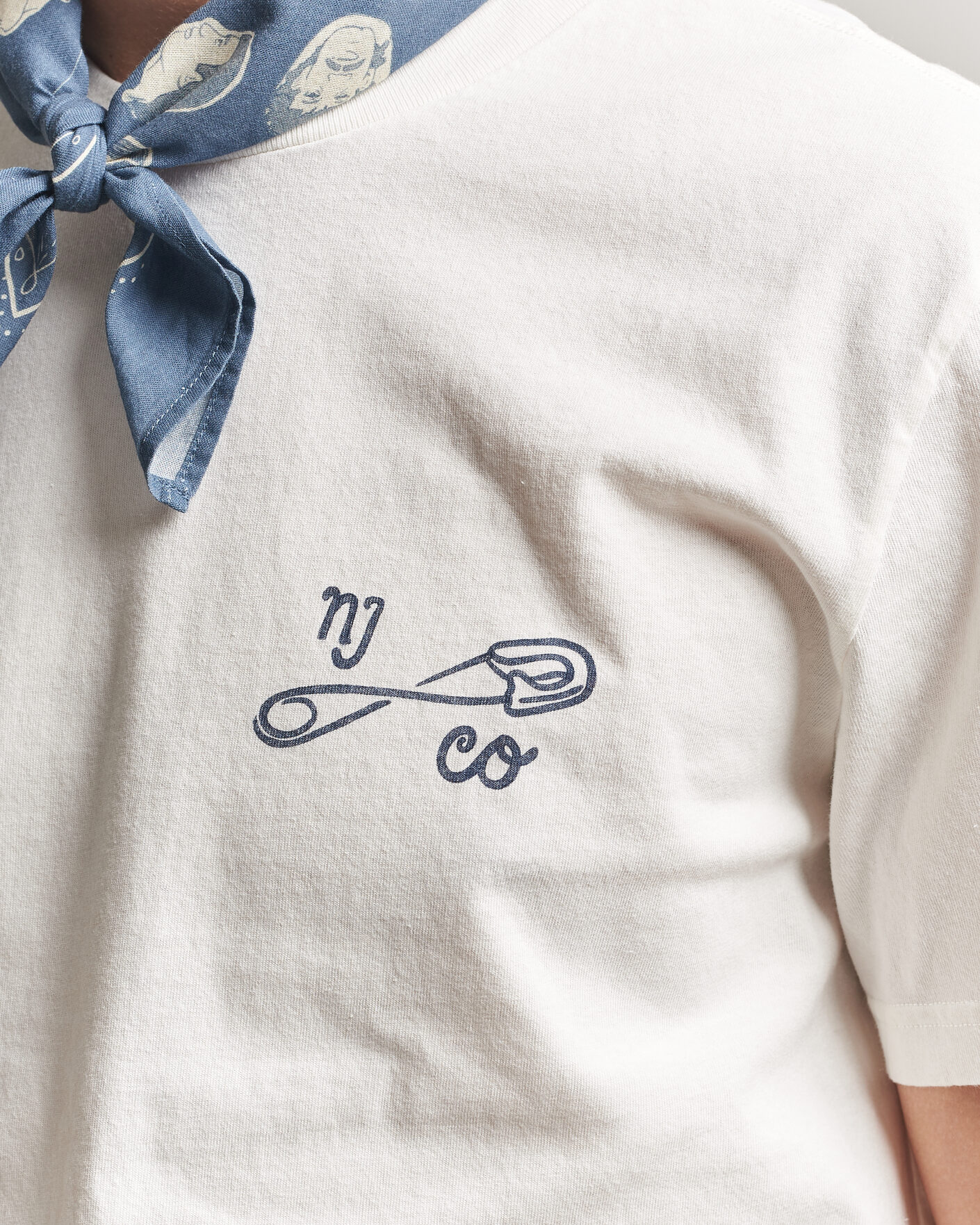 Heren | T-shirts | Nudie Jeans | Roy NJCO Pin T-Shirt Chalk White