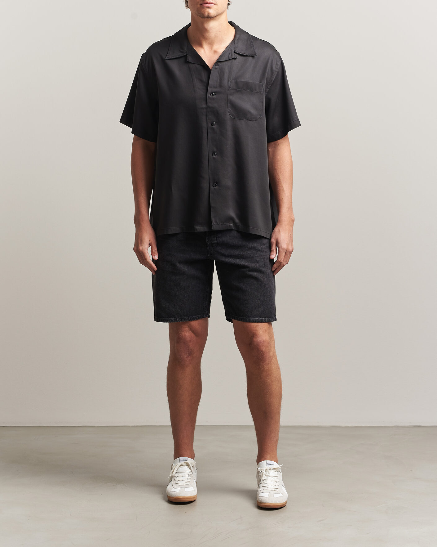 Heren | Overhemden | Nudie Jeans | Arthur Bowling Shirt Saftey Pi Black