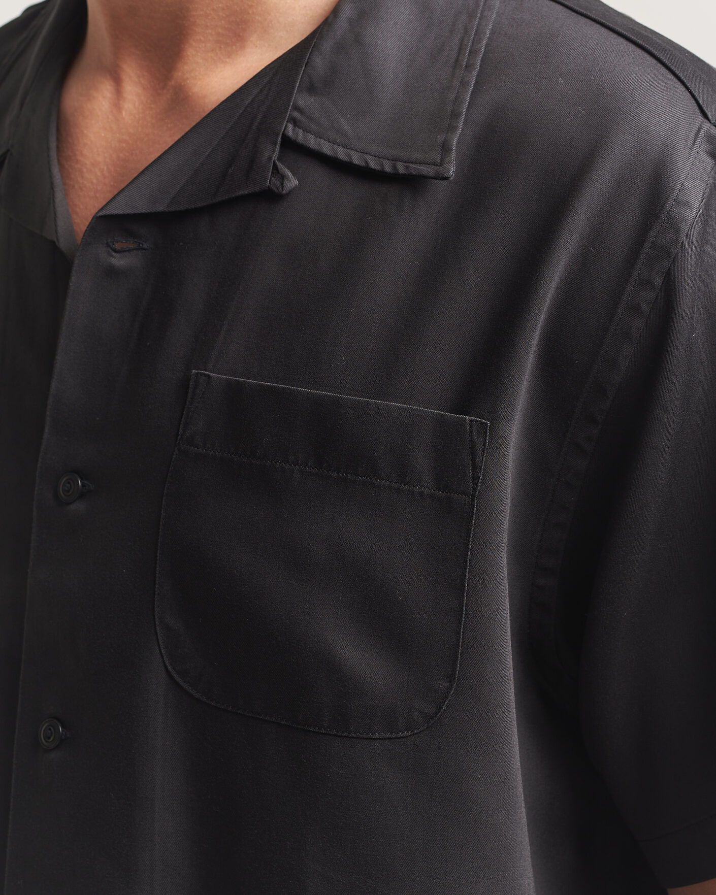 Heren | Overhemden | Nudie Jeans | Arthur Bowling Shirt Saftey Pi Black