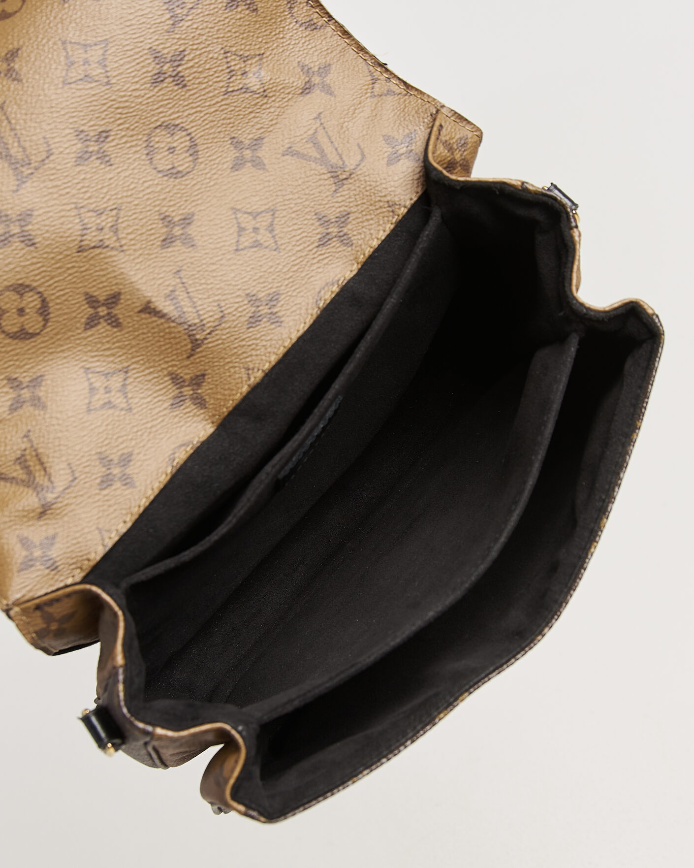 Heren | Pre-Owned & Vintage Bags | Louis Vuitton Pre-Owned | Pochette Métis Reverse Monogram