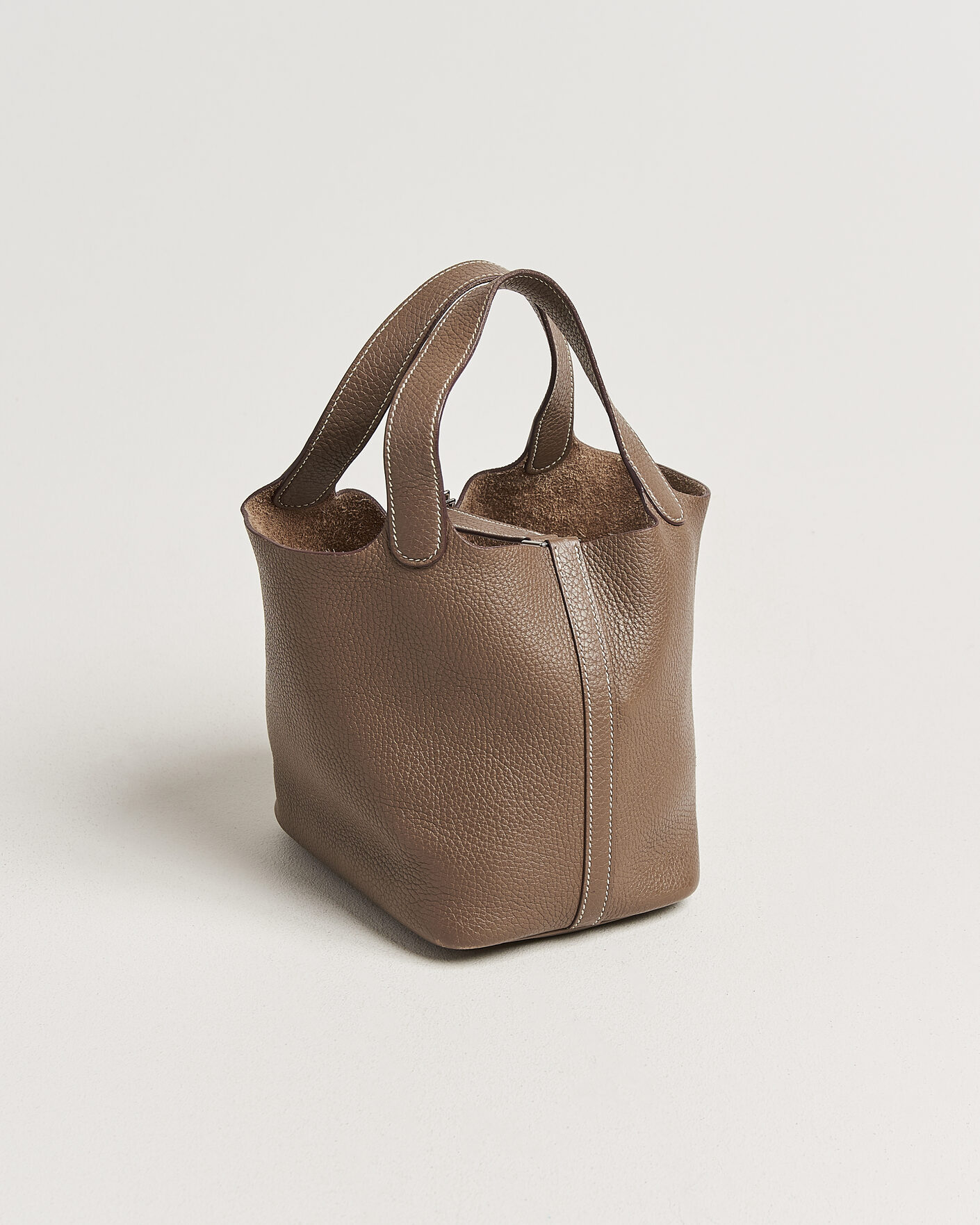 Heren | Pre-Owned & Vintage Bags | Hermès Pre-Owned | Picotin Lock 18 Etoupe