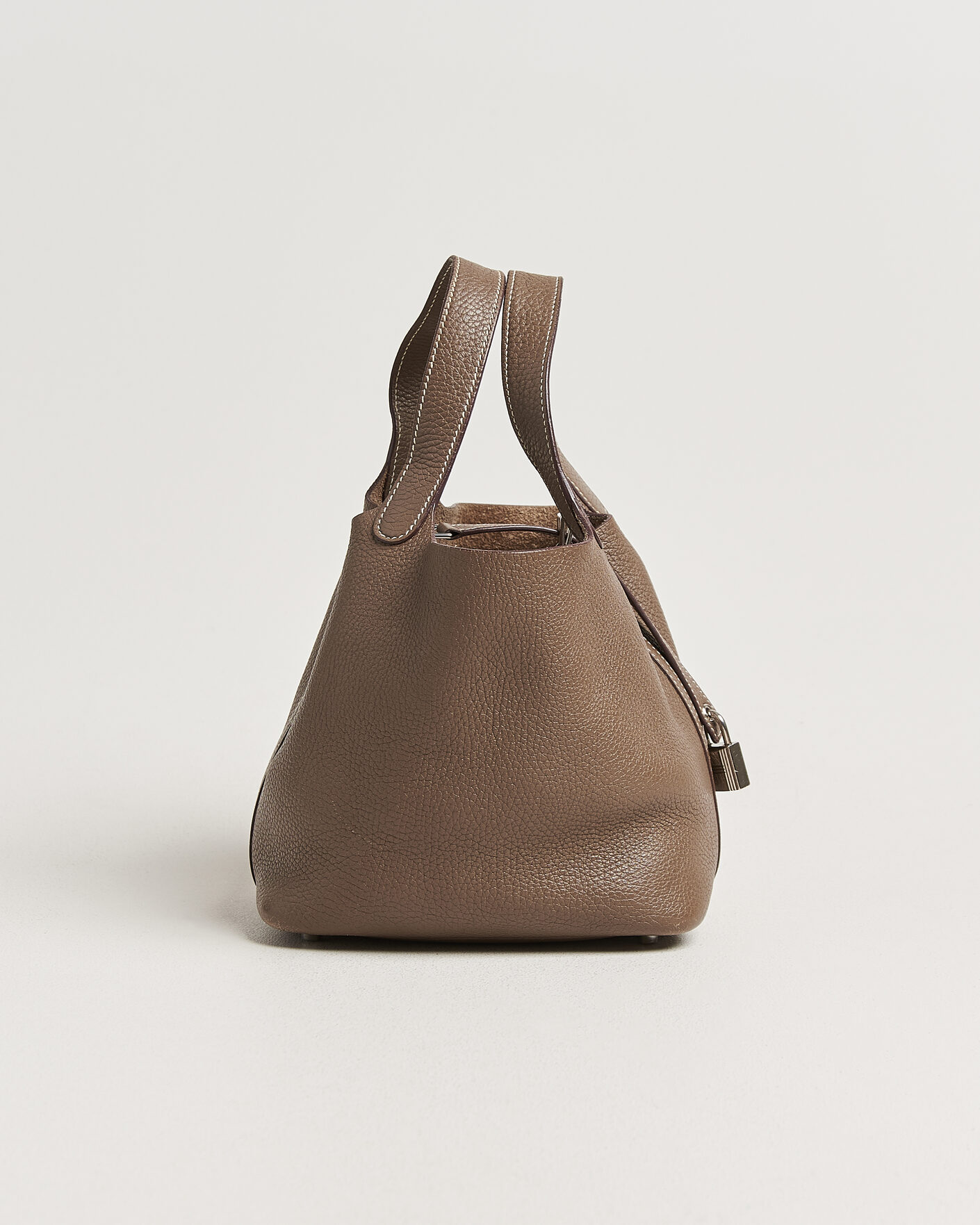 Heren | Pre-Owned & Vintage Bags | Hermès Pre-Owned | Picotin Lock 18 Etoupe