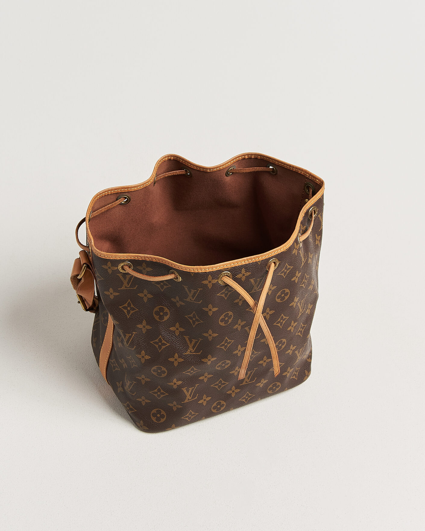 Heren | Pre-Owned & Vintage Bags | Louis Vuitton Pre-Owned | Petit Noé Monogram