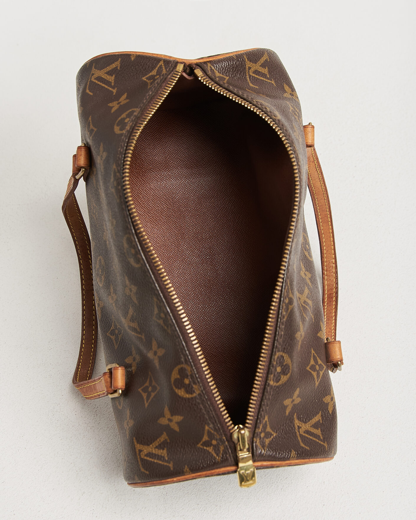 Heren | Pre-Owned & Vintage Bags | Louis Vuitton Pre-Owned | Papillon 26 Monogram