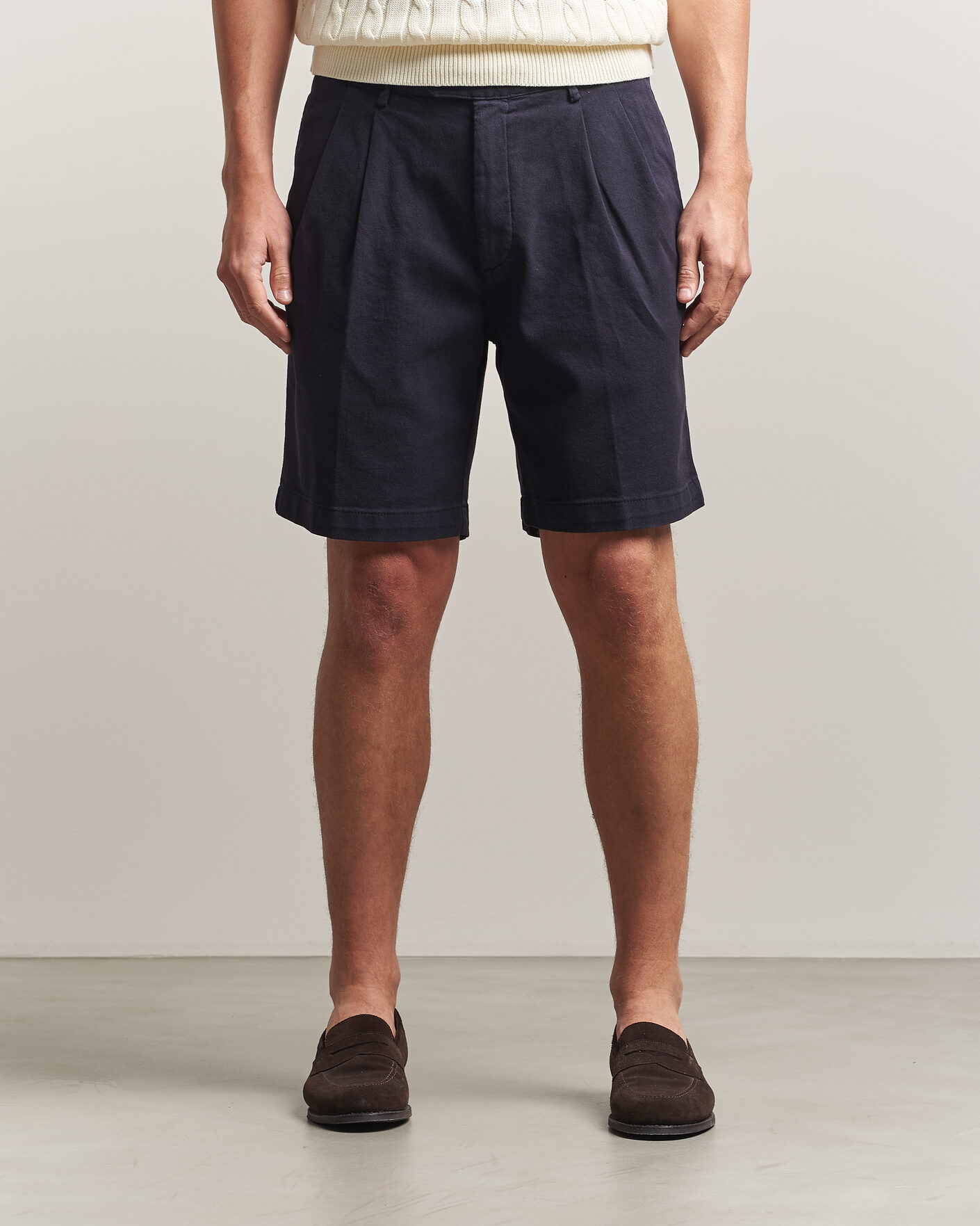 Heren | Korte broek | Oscar Jacobson | Tanker Pleat Shorts Navy