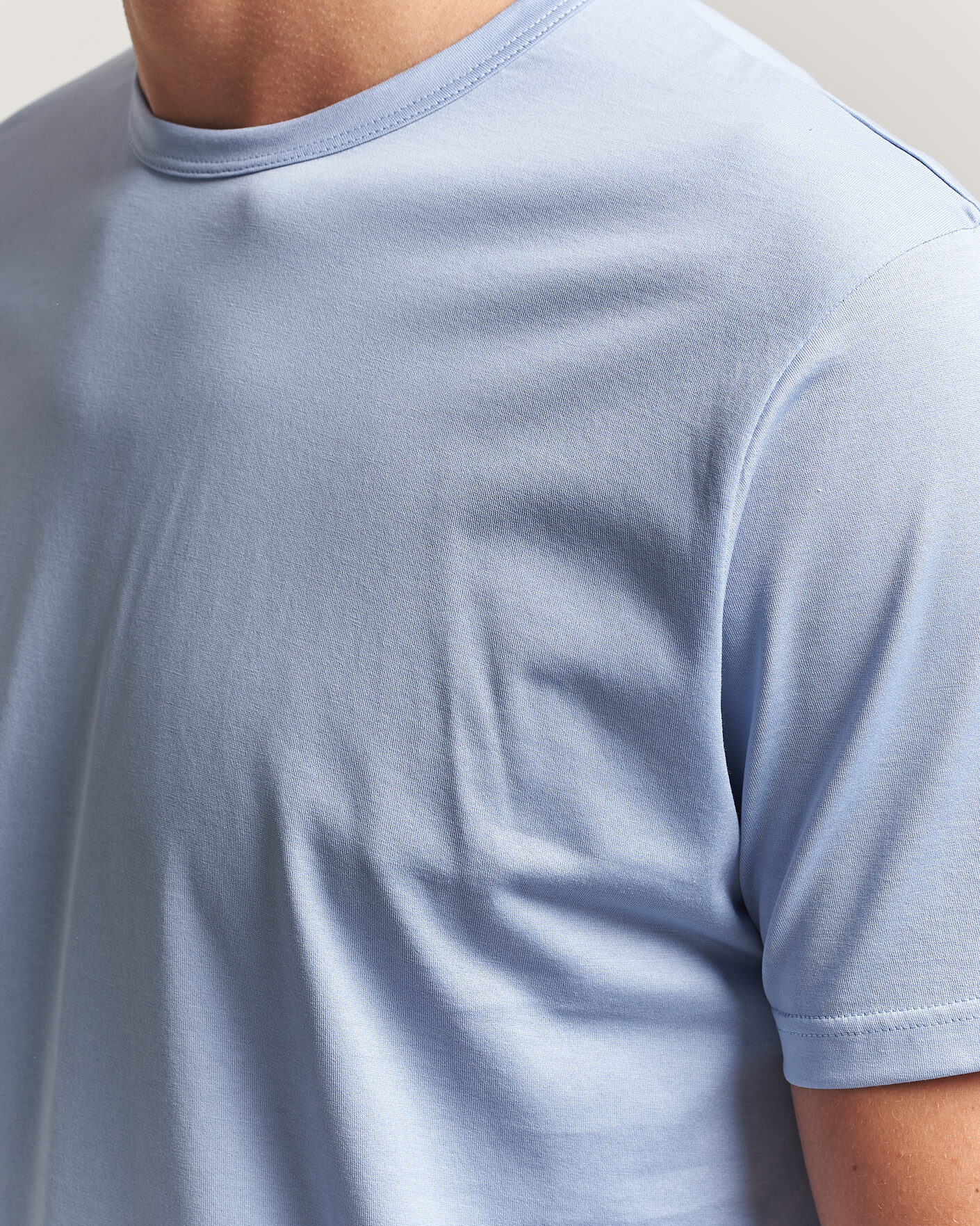 Heren | T-shirts | Sunspel | Crew Neck Q82 Cotton T-Shirt Sky Blue