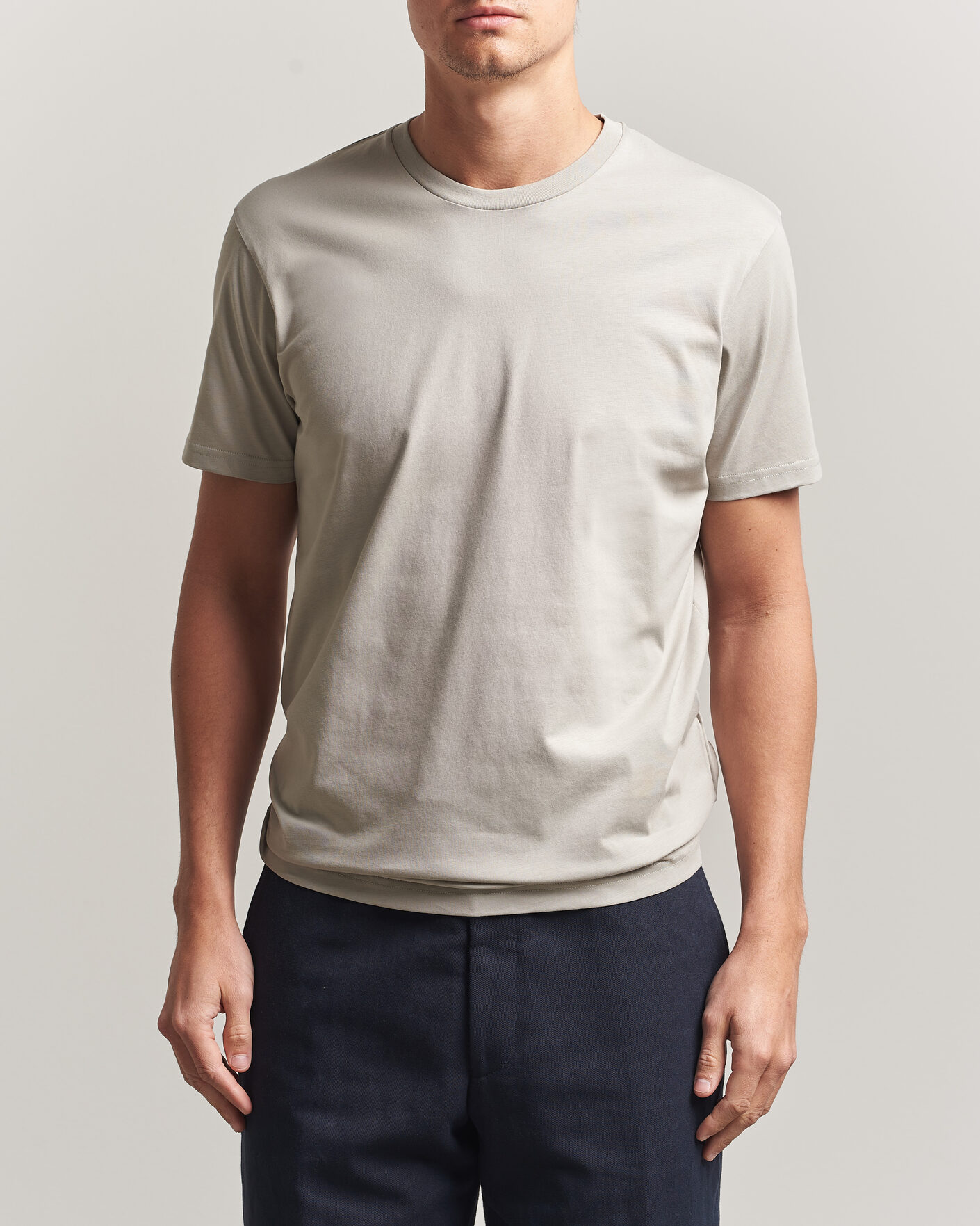 Heren | T-shirts | Sunspel | Riviera Midweight T-Shirt Ash