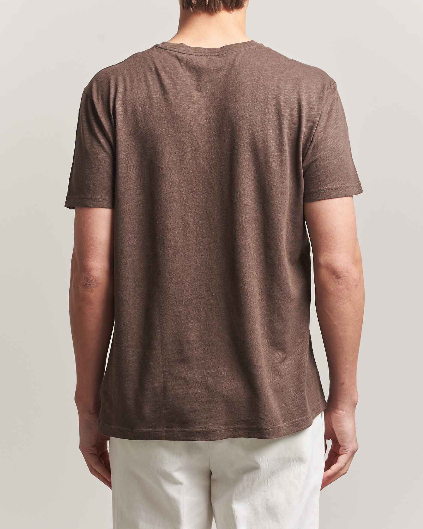 Heren | T-shirts | Sunspel | Pima Cotton/Linen T-Shirt Dark Walnut