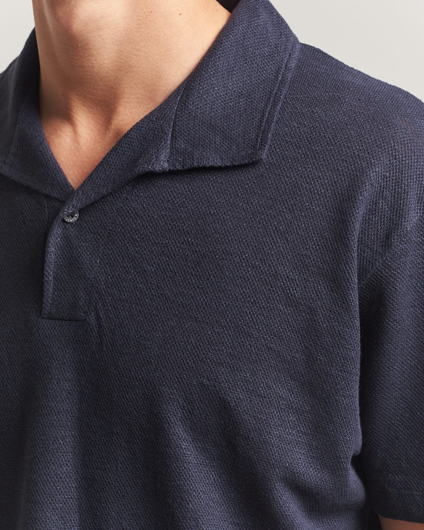 Heren | Polo's | Sunspel | Cotton/Linen Pique Polo Navy