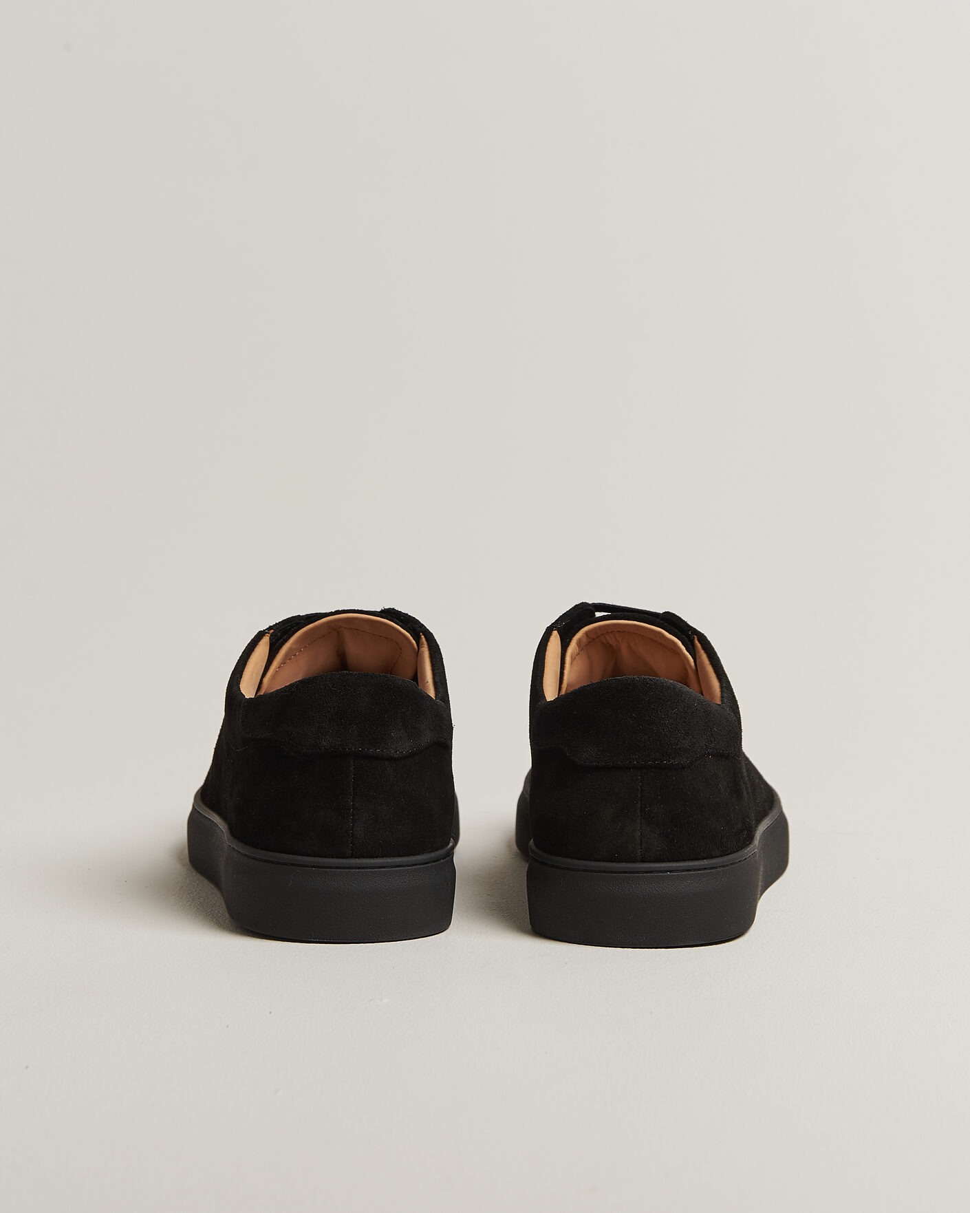 Heren | Sneakers | Myrqvist | Oaxen Monochrome III Sneakers Black Suede