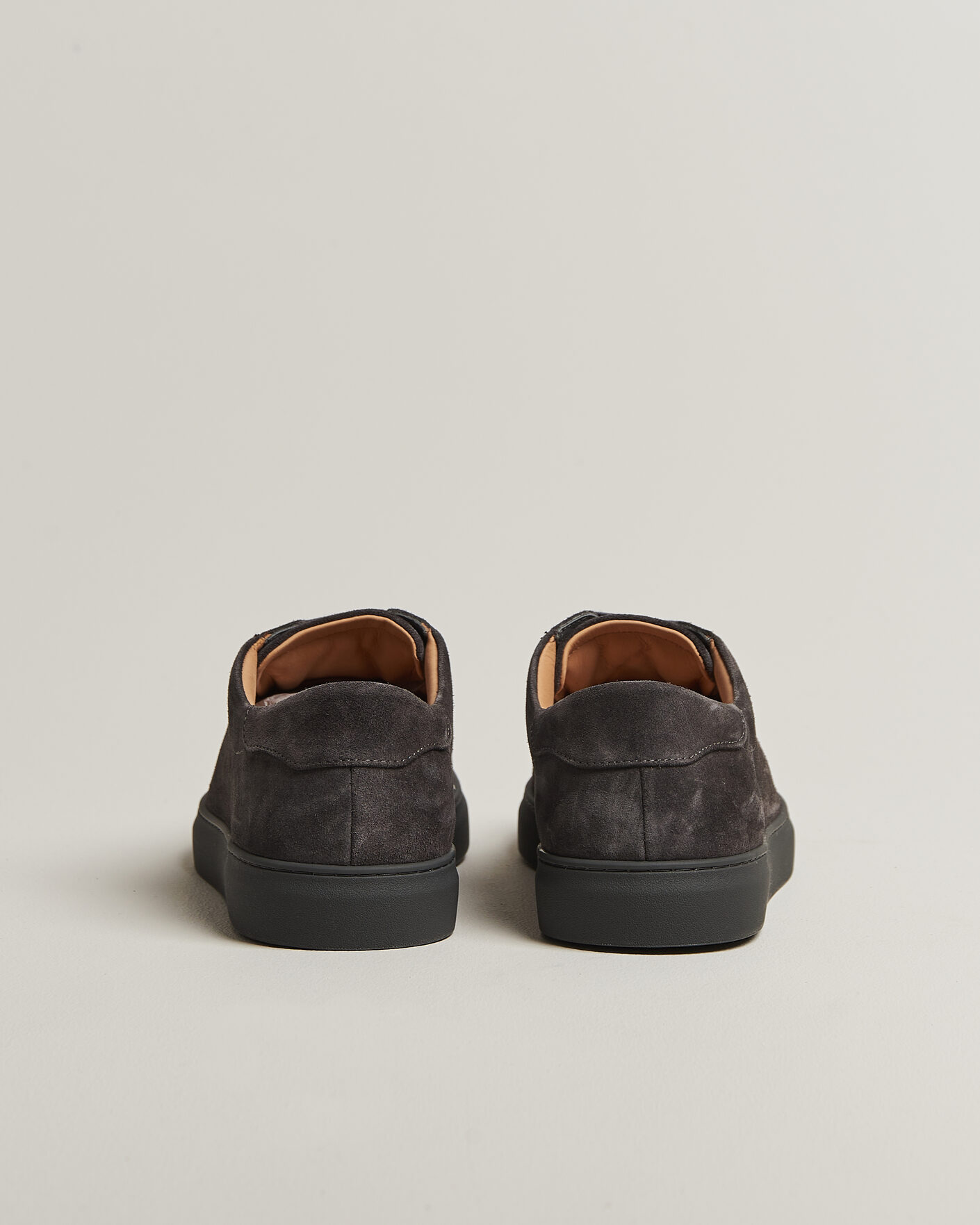 Heren | Sneakers | Myrqvist | Oaxen Monochrome III Sneakers Dark Grey Suede