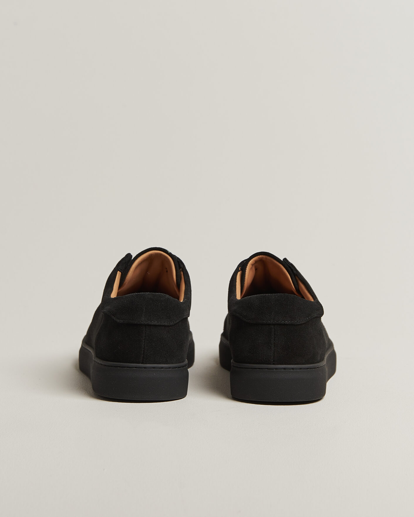Heren | Sneakers | Myrqvist | Alnö Monochrome II Sneakers Black Suede