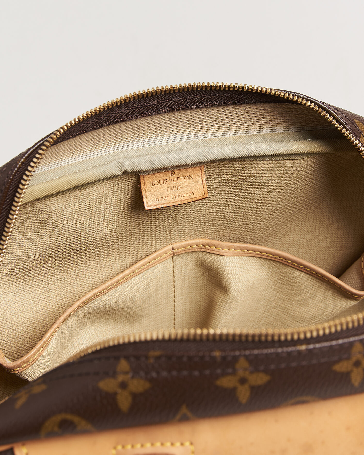 Heren | Pre-Owned & Vintage Bags | Louis Vuitton Pre-Owned | Deauville Bag Monogram