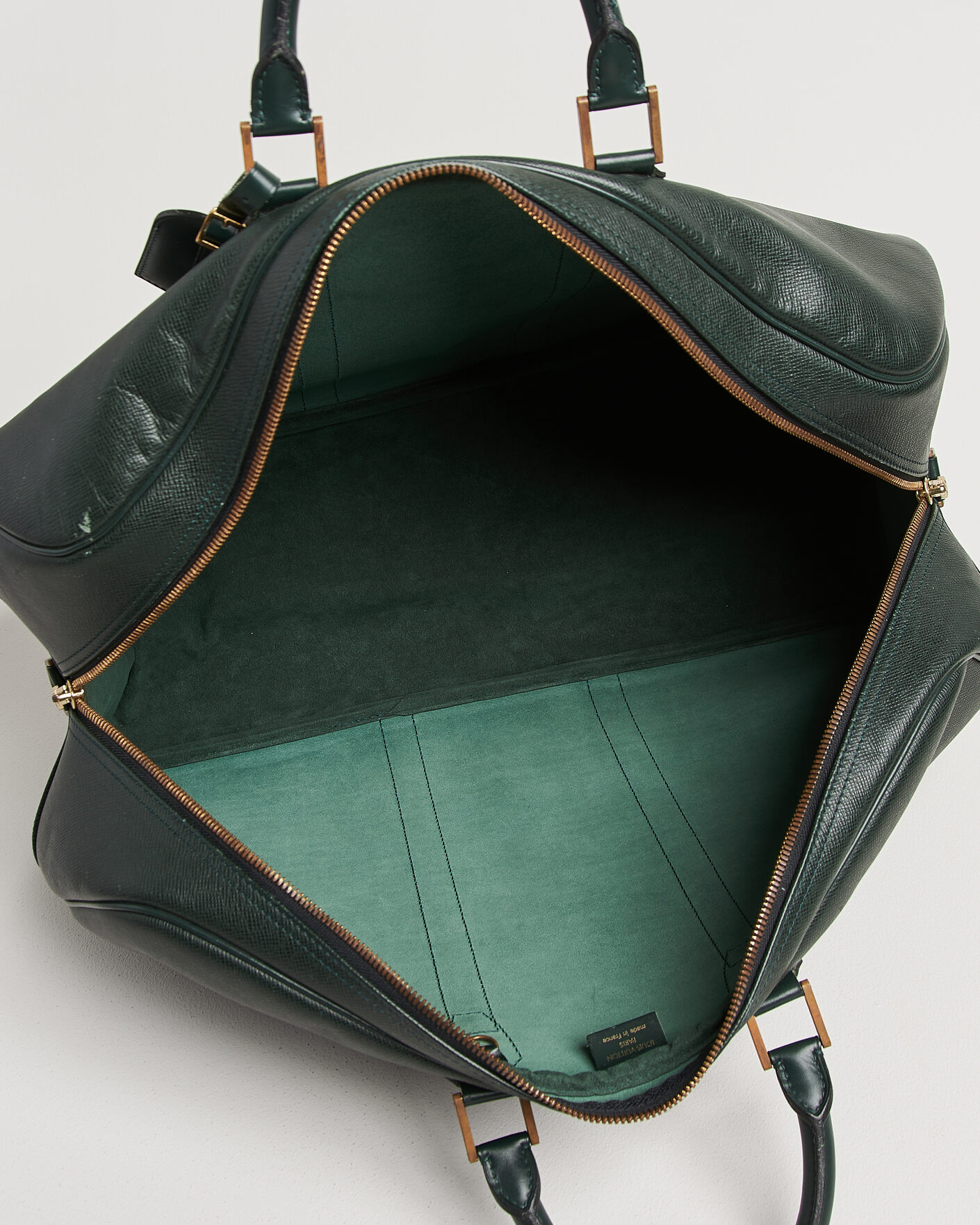 Heren | Pre-Owned & Vintage Bags | Louis Vuitton Pre-Owned | Taiga Kendall GM Bag Green