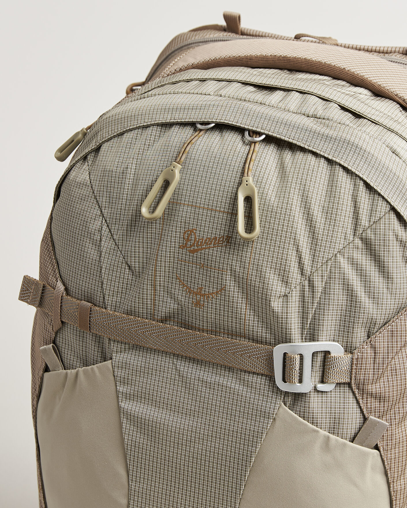 Heren | Tassen | Osprey | X Danner Farpoint 40 Sawdust - Latte Brown