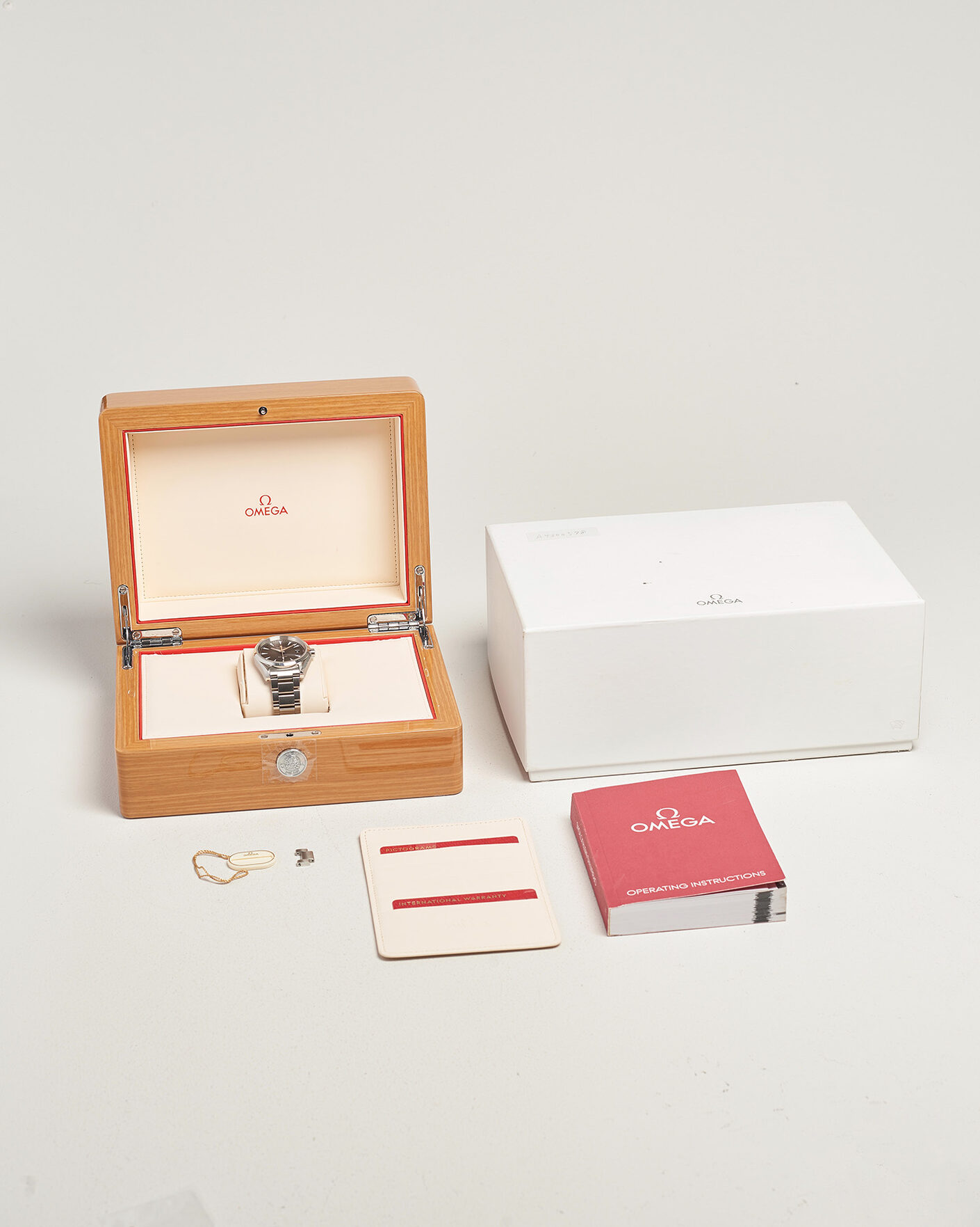 Heren | Pre-Owned & Vintage Watches | Omega Pre-Owned | Aqua Terra 150M