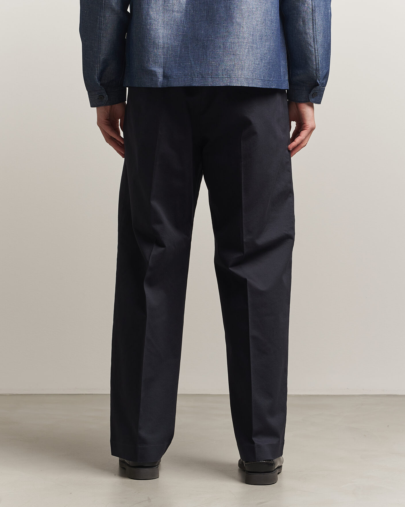 Heren | Broeken | NN07 | Kay Relaxed Fit Pleated Cotton Trousers Navy Blue