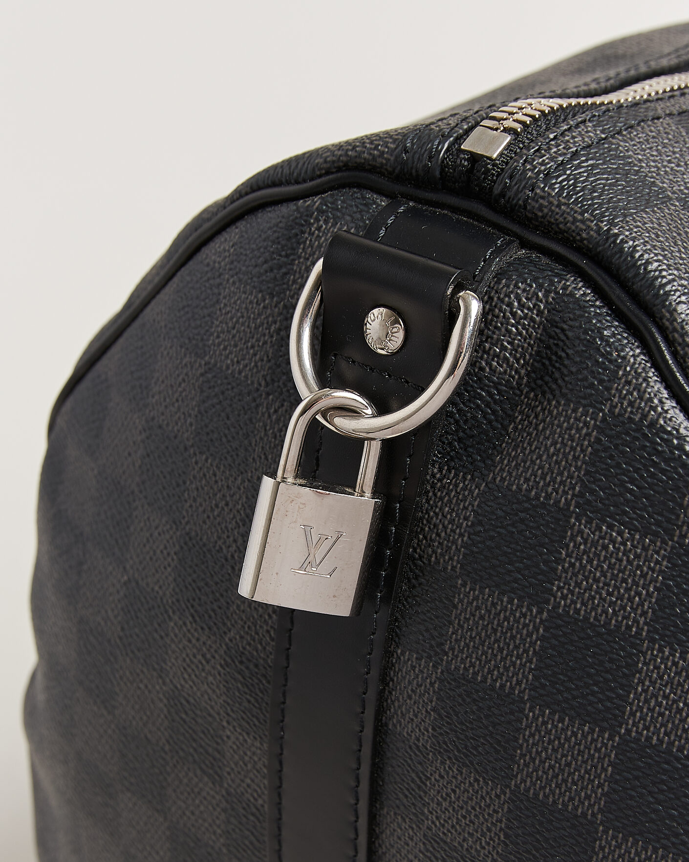 Heren | Pre-Owned & Vintage Bags | Louis Vuitton Pre-Owned | Keepall 55 Bandouliére Damier Graphite
