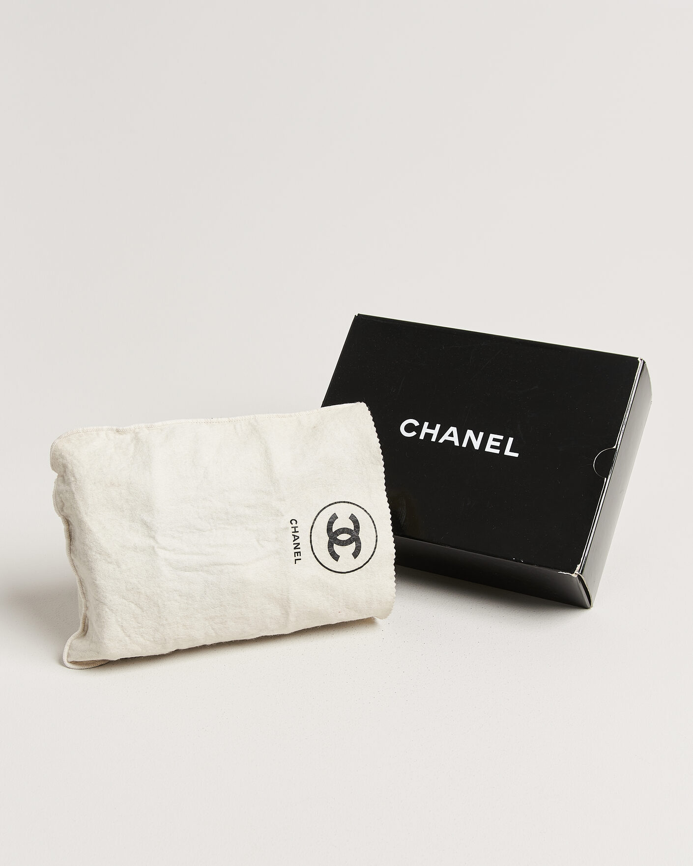 Heren | Pre-Owned & Vintage Bags | Chanel Pre-Owned | Classic Medium Double Flap Bag Black