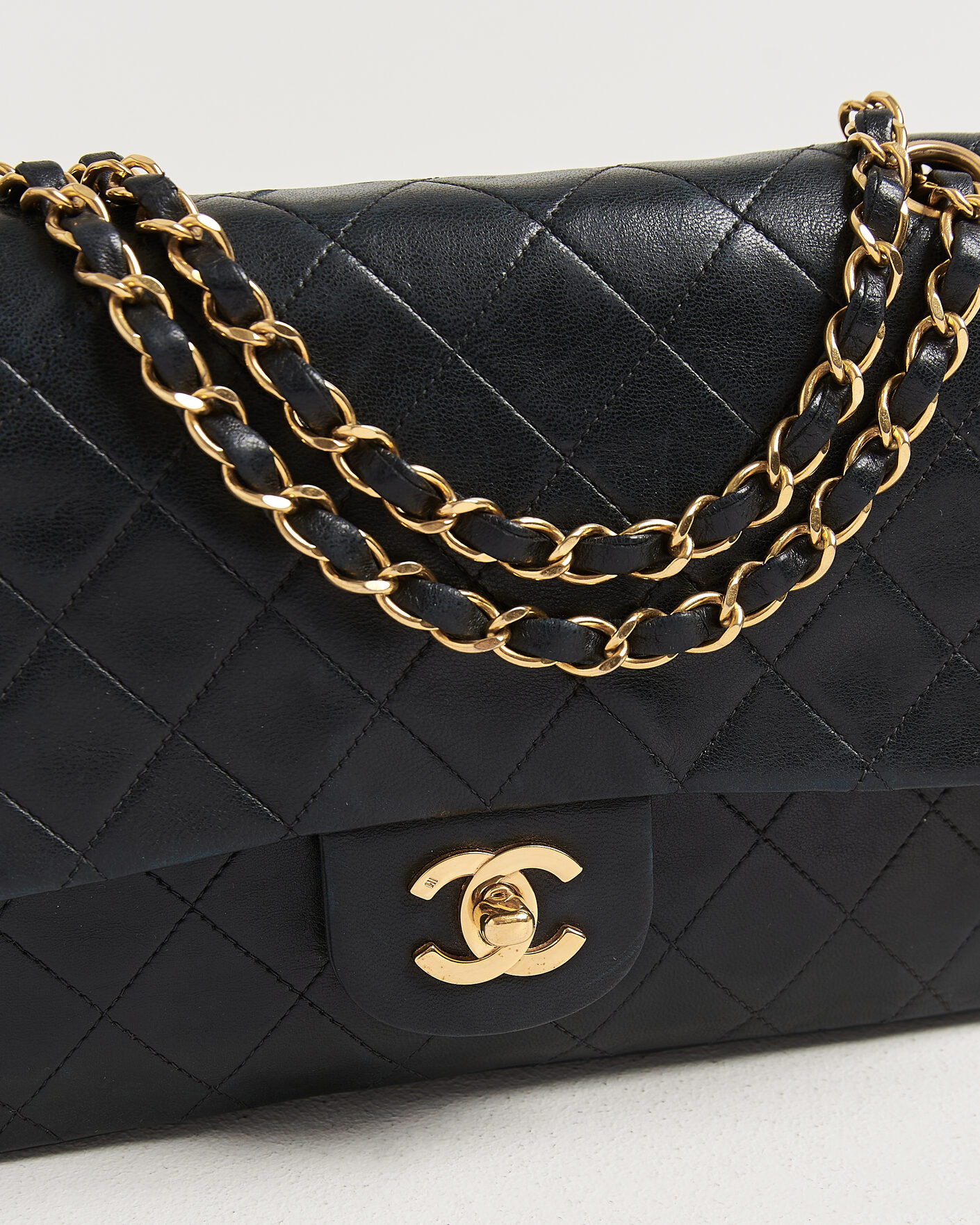 Heren | Pre-Owned & Vintage Bags | Chanel Pre-Owned | Classic Medium Double Flap Bag Black