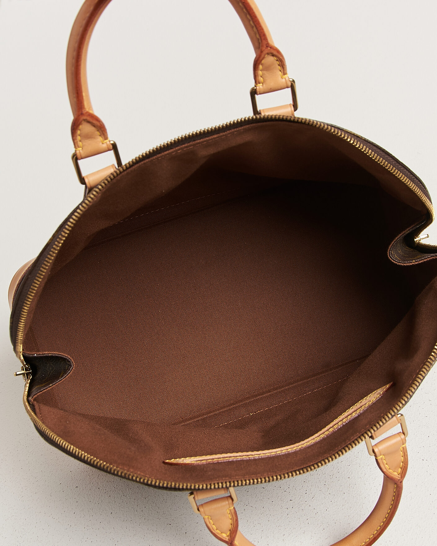 Heren | Pre-Owned & Vintage Bags | Louis Vuitton Pre-Owned | Alma Bag PM Monogram