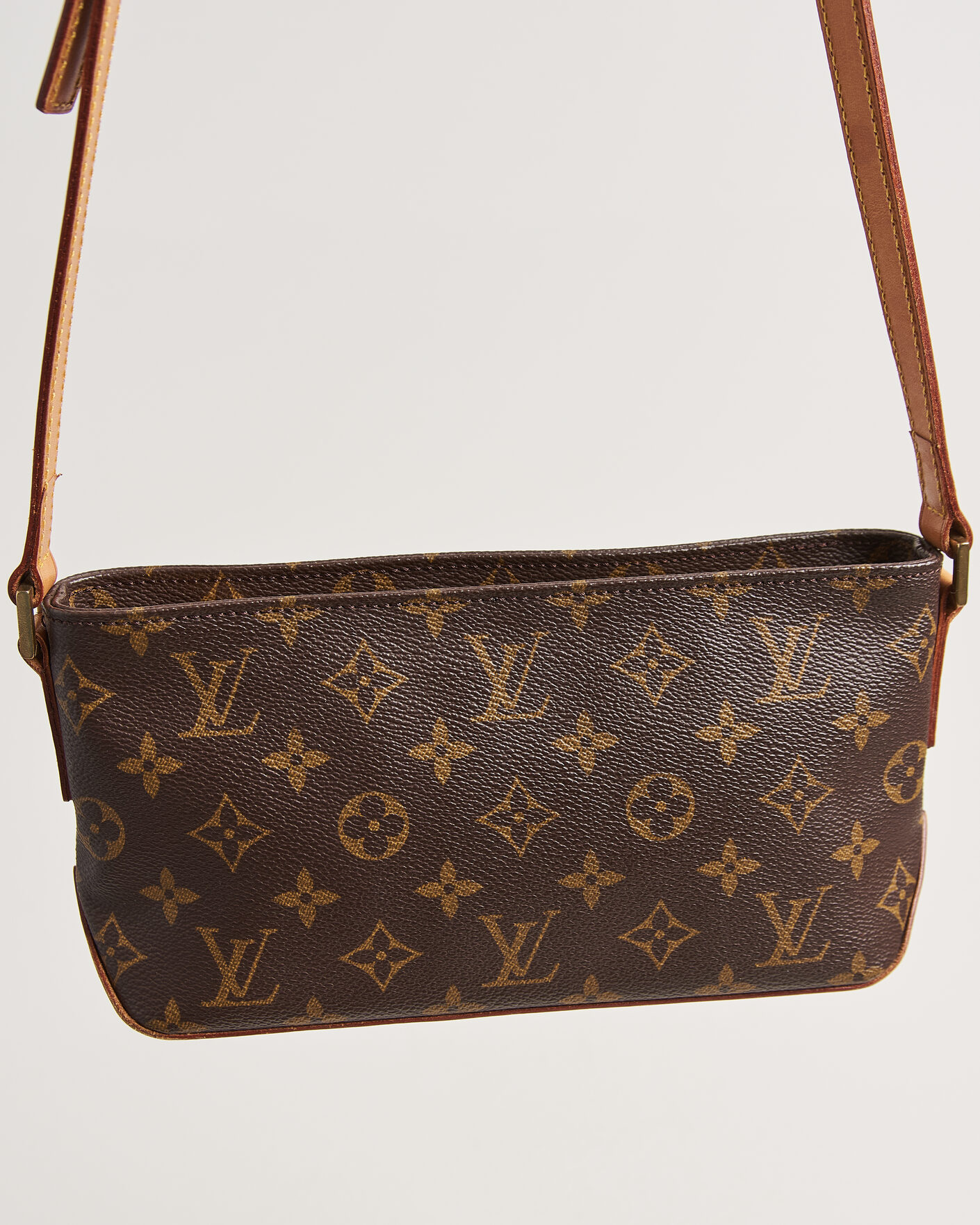 Heren | Pre-Owned & Vintage Bags | Louis Vuitton Pre-Owned | Trotteur Crossbody Bag Monogram