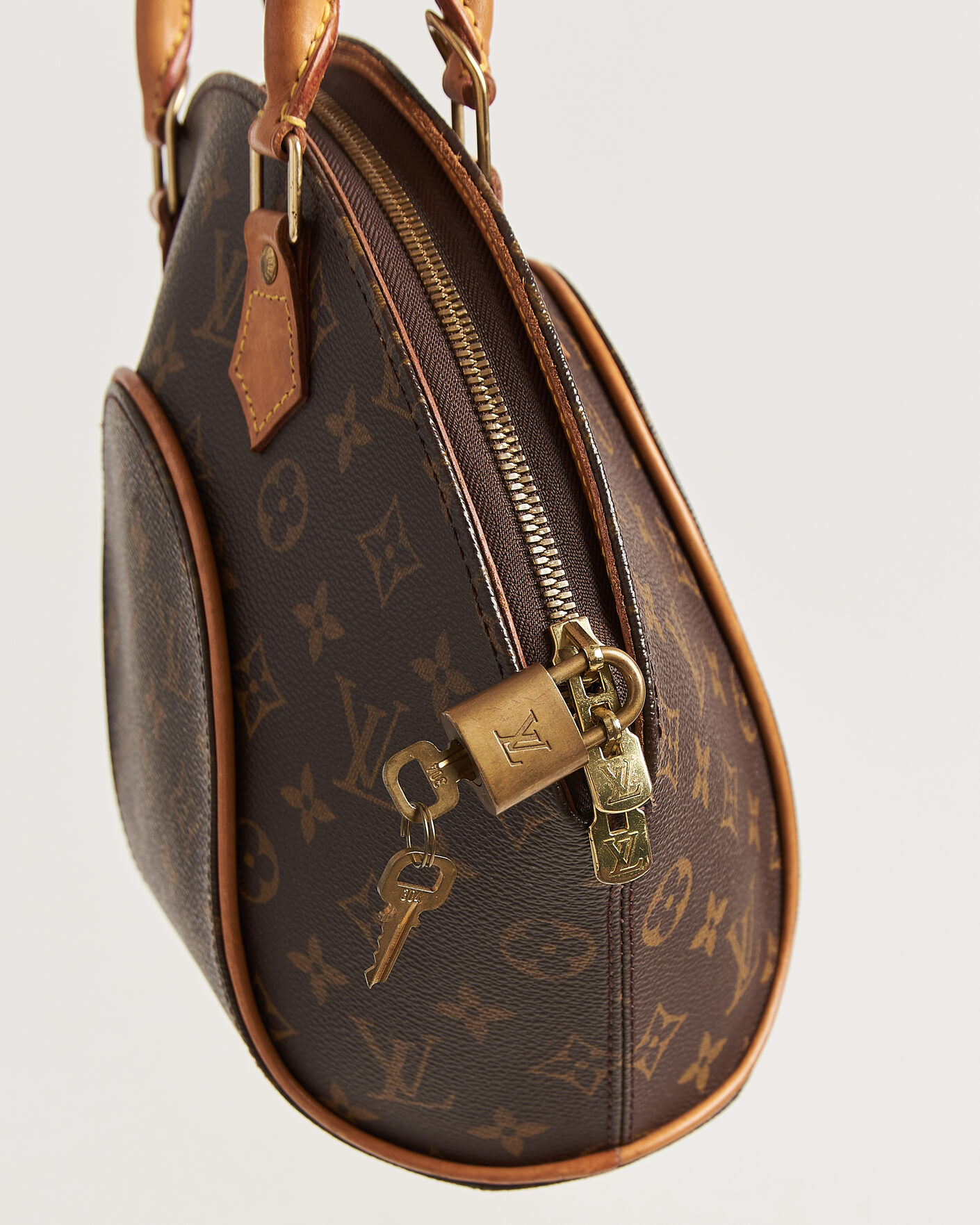 Heren | Pre-Owned & Vintage Bags | Louis Vuitton Pre-Owned | Ellipse PM Bag Monogram