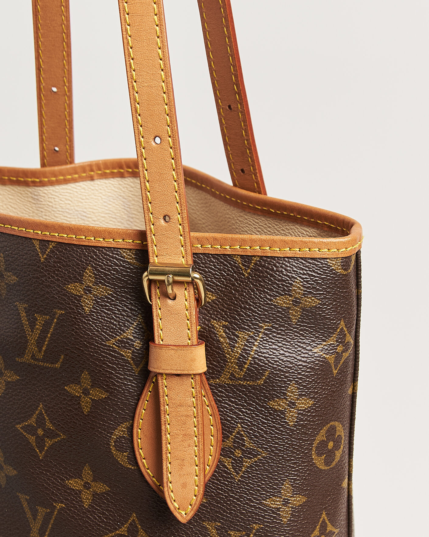 Heren | Pre-Owned & Vintage Bags | Louis Vuitton Pre-Owned | Bucket PM Bag Monogram